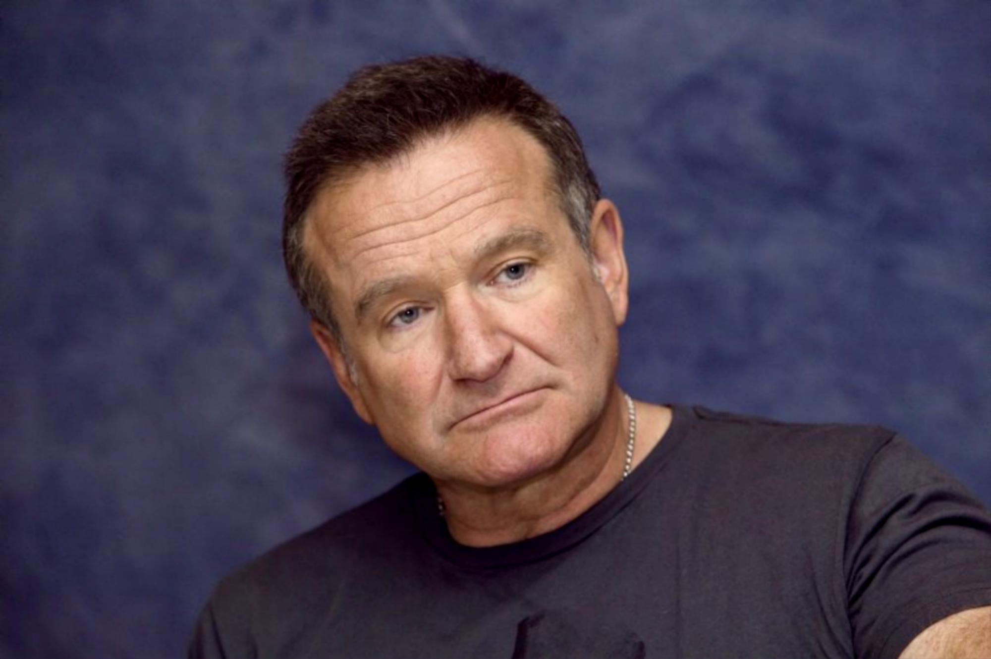 Robin Williams 2000x1330
