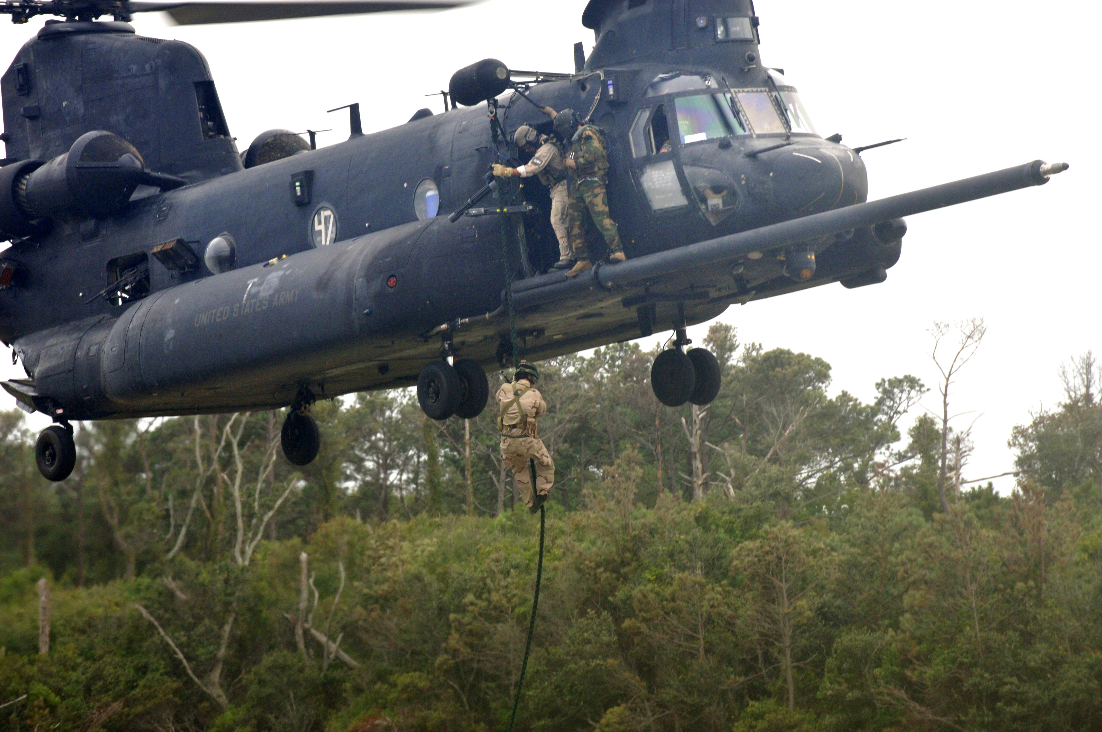 Military Boeing CH 47 Chinook 4288x2848