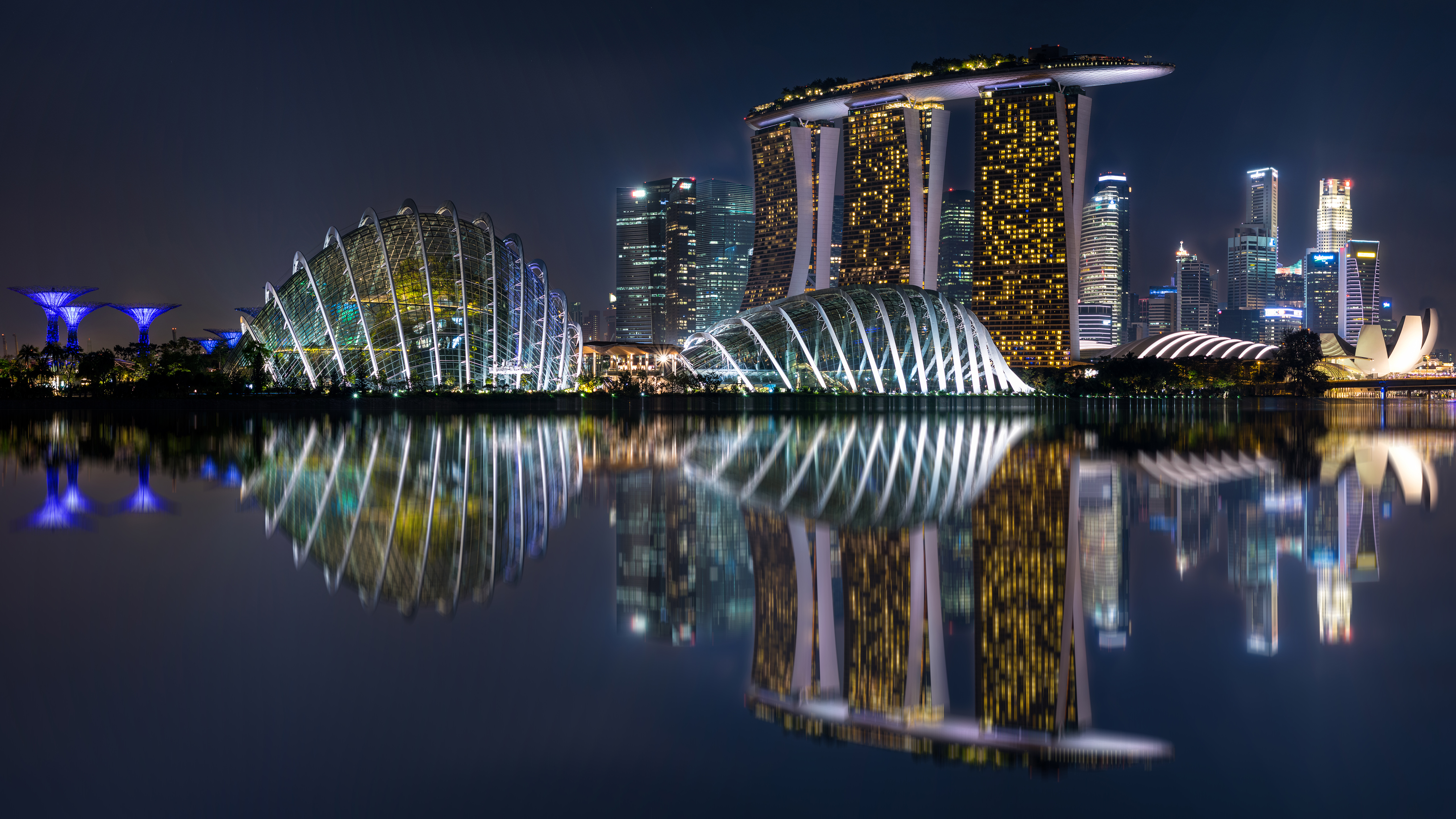 Singapore Building Night Reflection 5120x2880