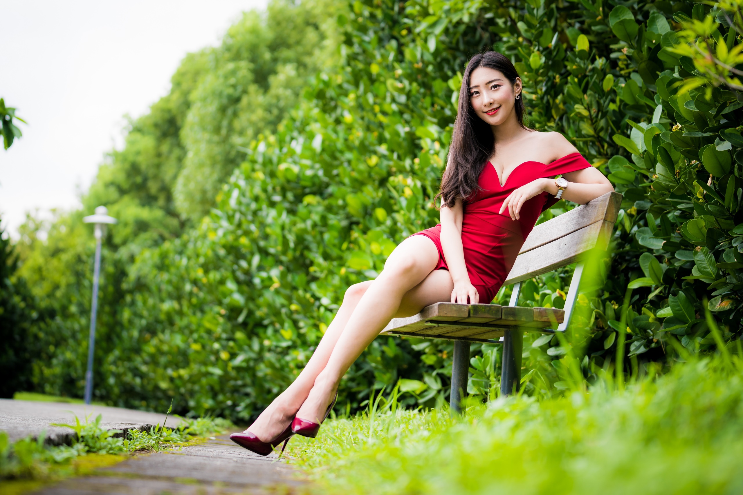 Asian Legs Bench Women Dark Hair Sitting Women Outdoors Red Heels Smiling 2560x1708