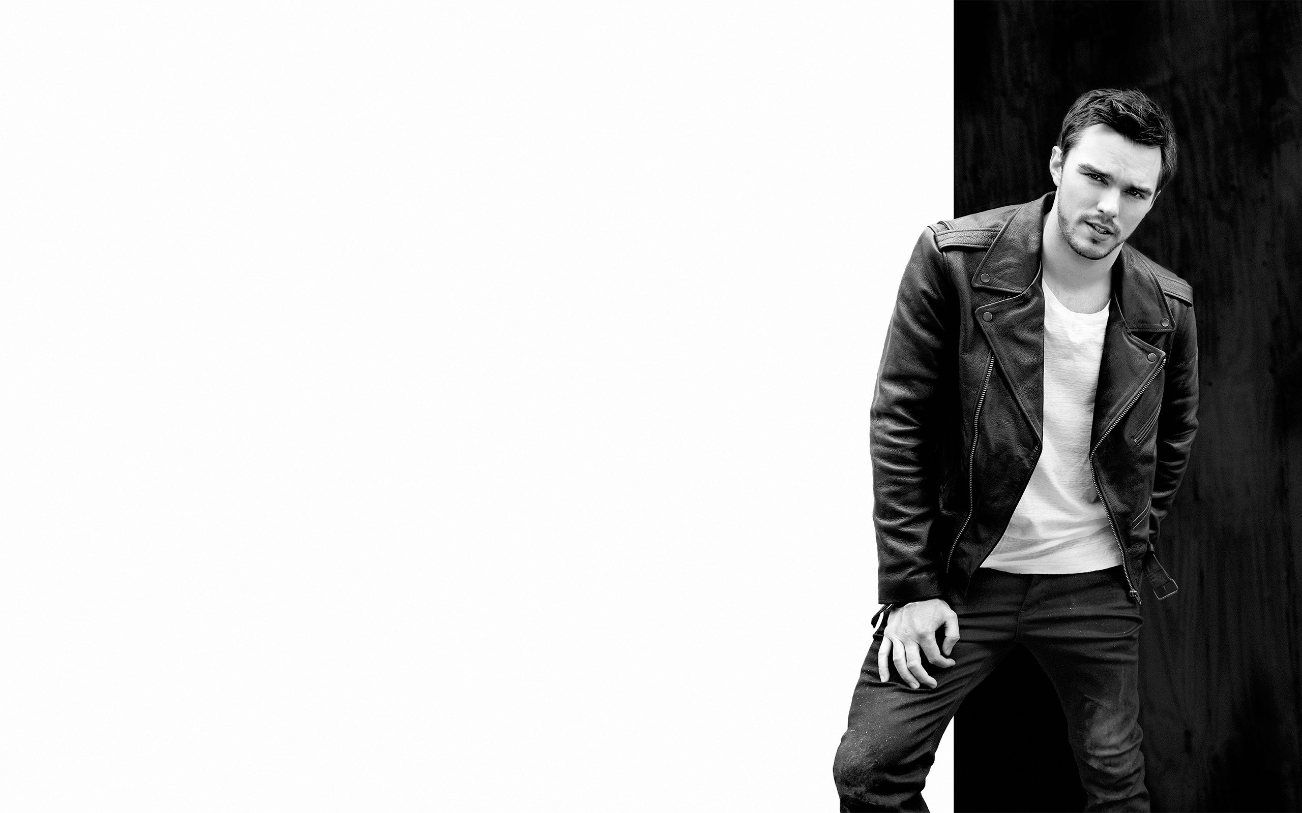 Nicholas Hoult Actor English Black Amp White 2560x1600