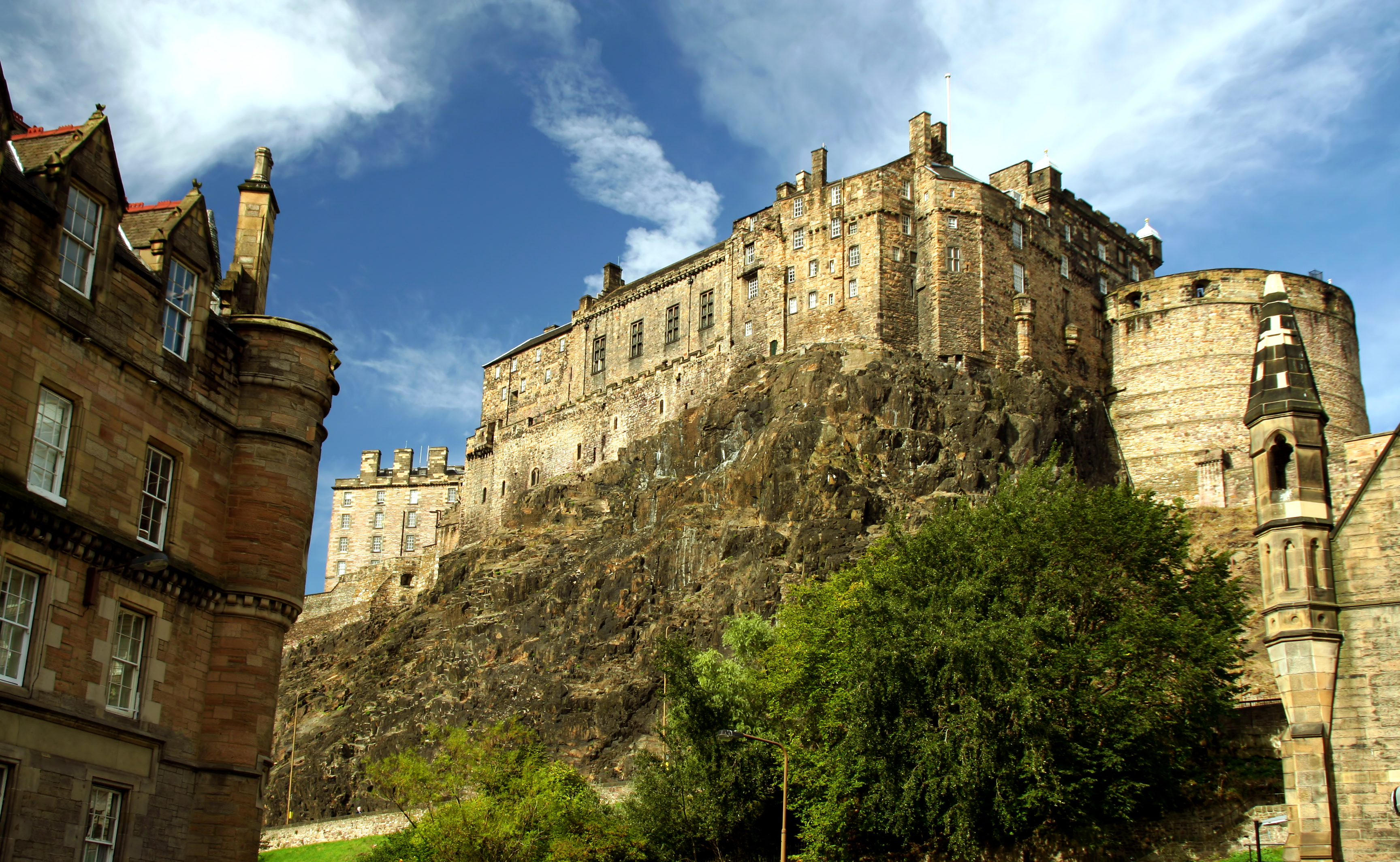 Man Made Edinburgh Castle 3456x2128