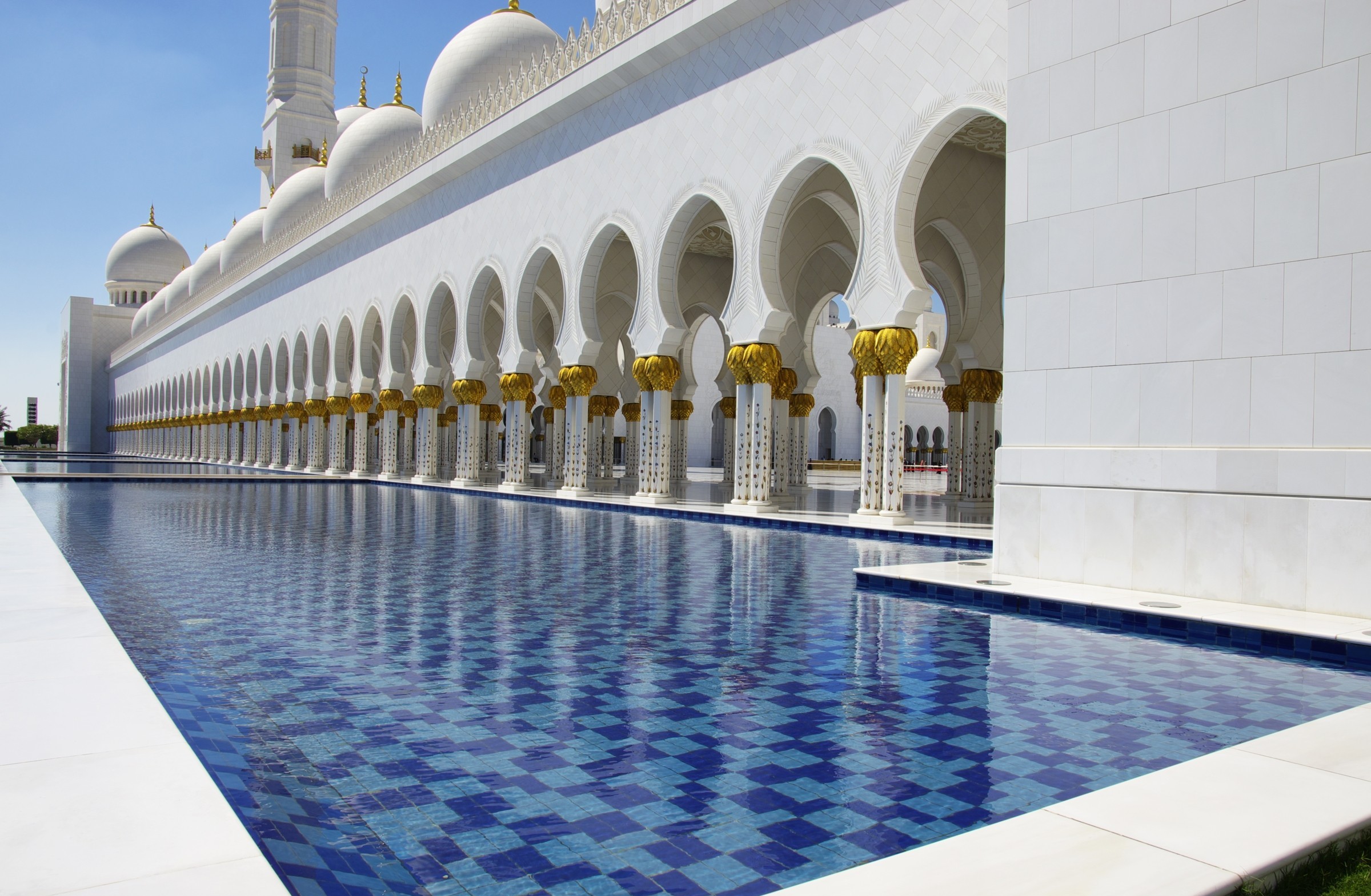 Sheikh Zayed Grand Mosque Abu Dhabi United Arab Emirates Mosque Pool 2400x1570