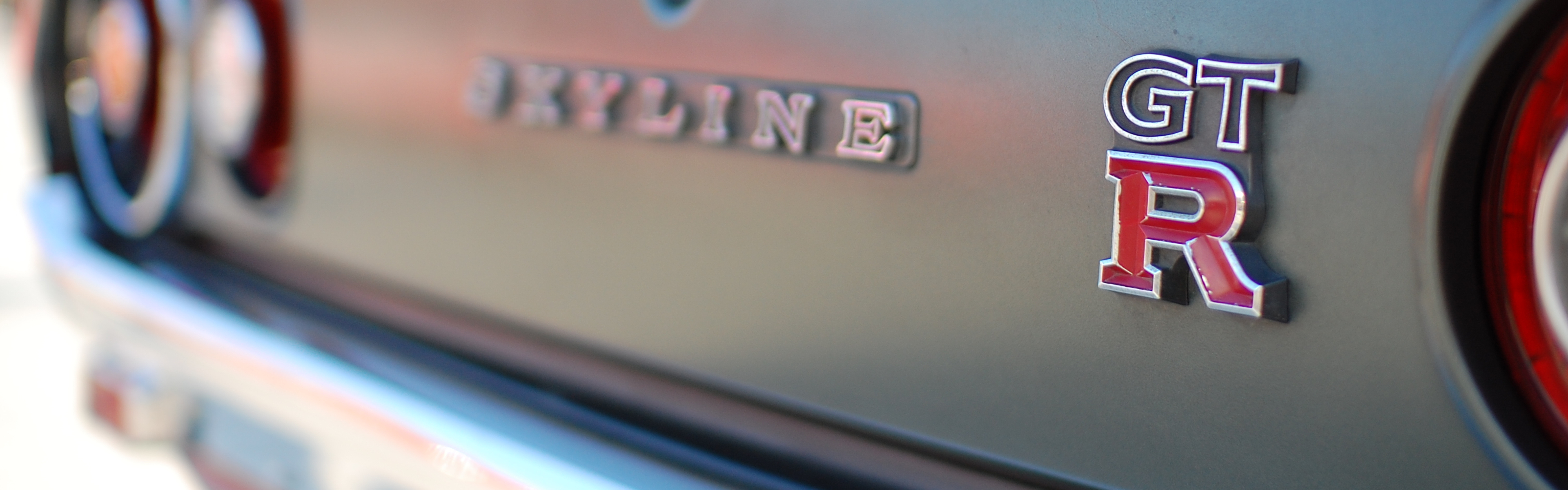 Nissan Skyline Gt R 3840x1200