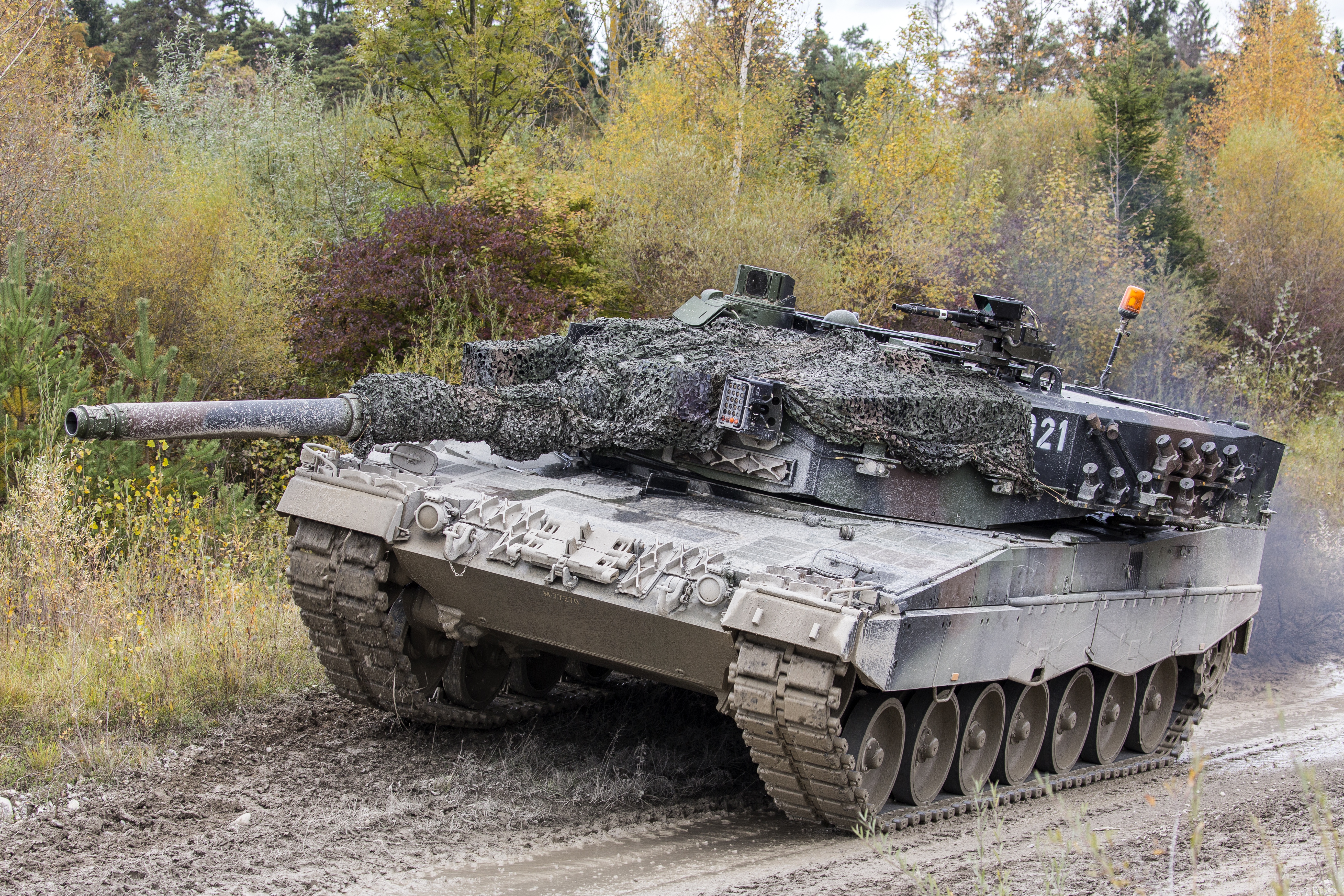Leopard 2 Tank 5256x3504