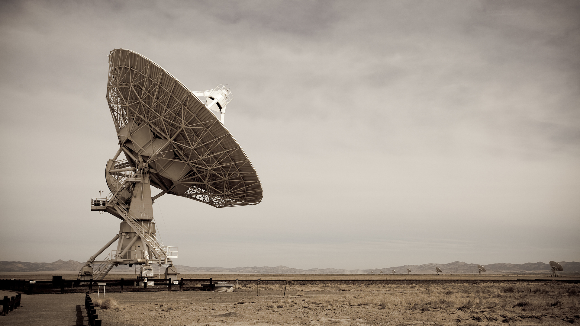 Desert Radio Telescope Technology Sky 1920x1080