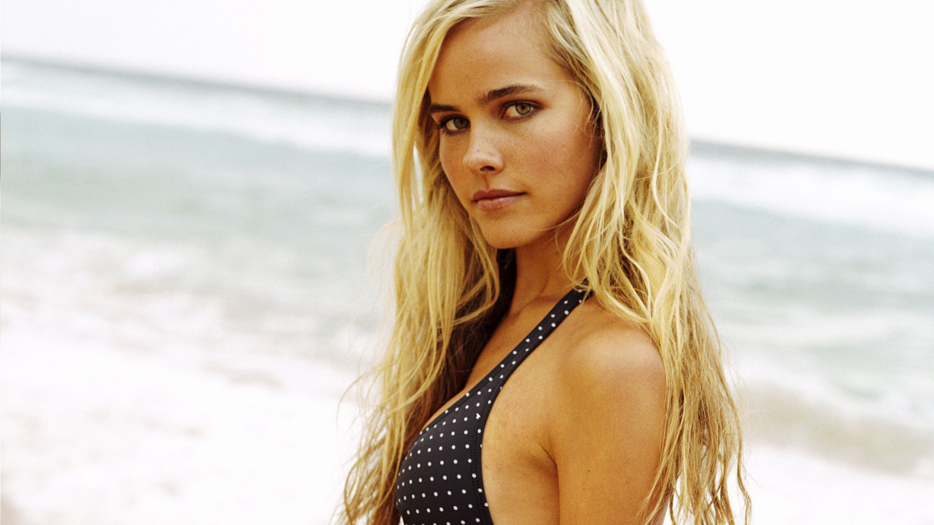 Isabel Lucas 1920x1080