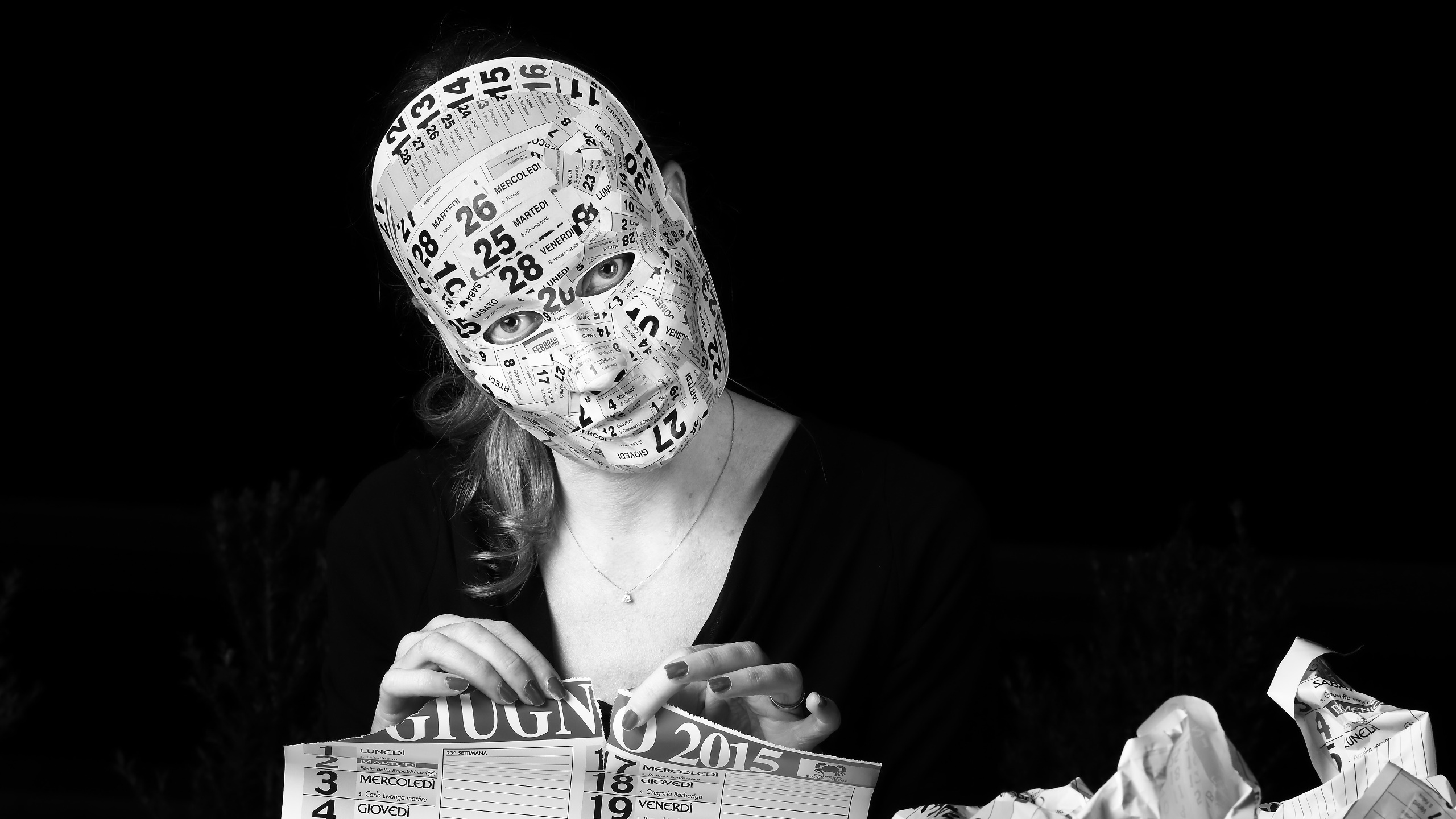 Numbers Mask Women Calendar 2015 Year Monochrome 2560x1440