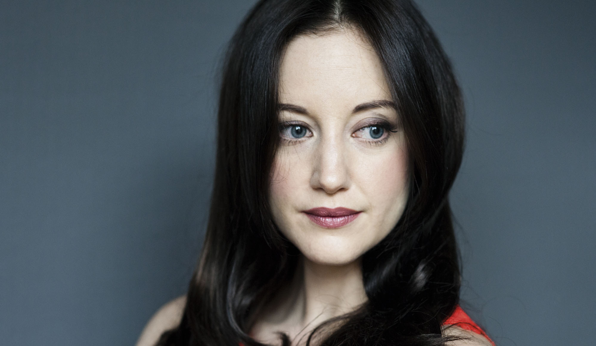 Actress British Brunette Andrea Riseborough 2000x1162