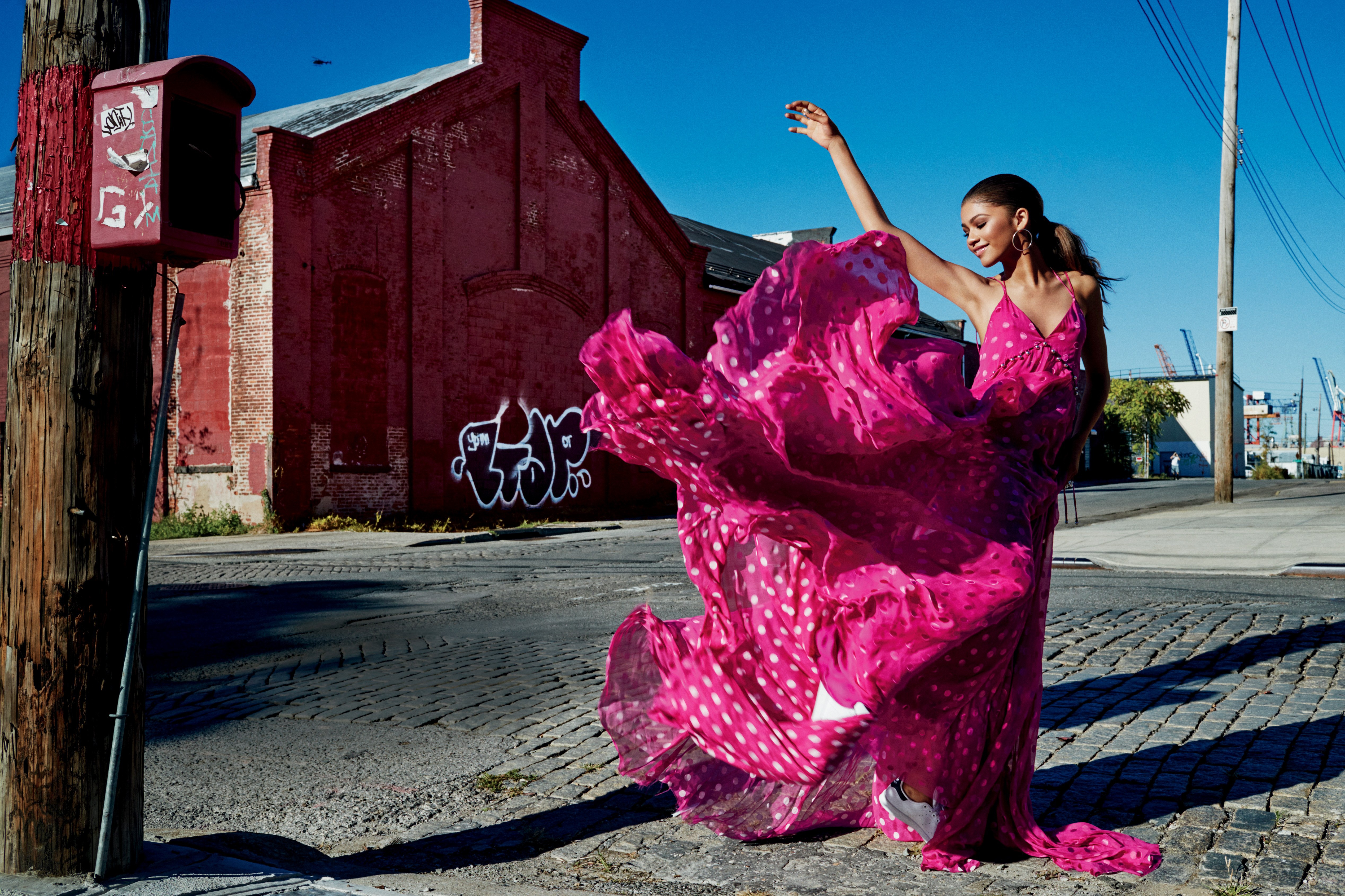 Actress American Brunette Pink Dress Singer Smile Zendaya 5073x3381