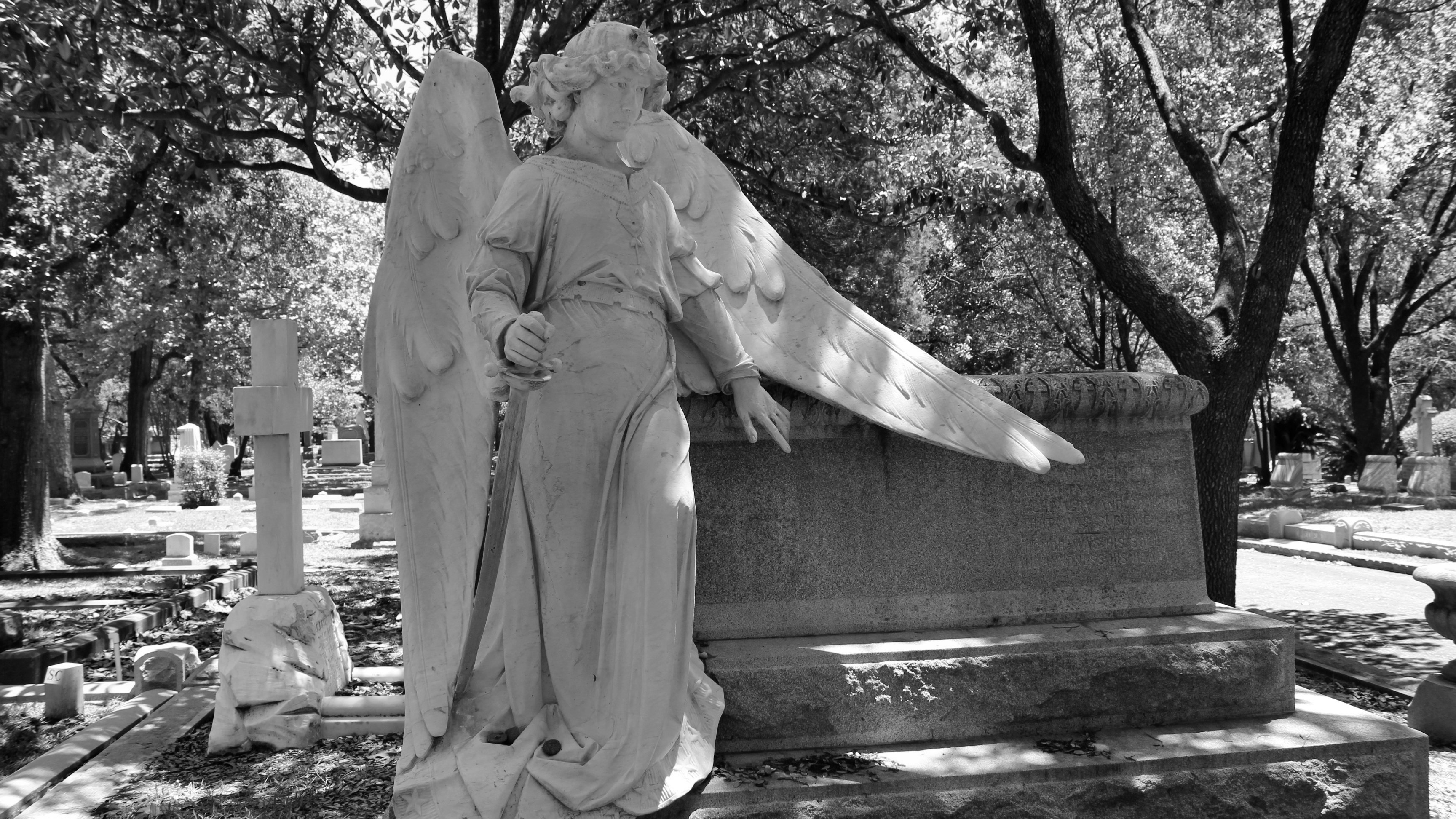 Man Made Angel Statue 3456x1944