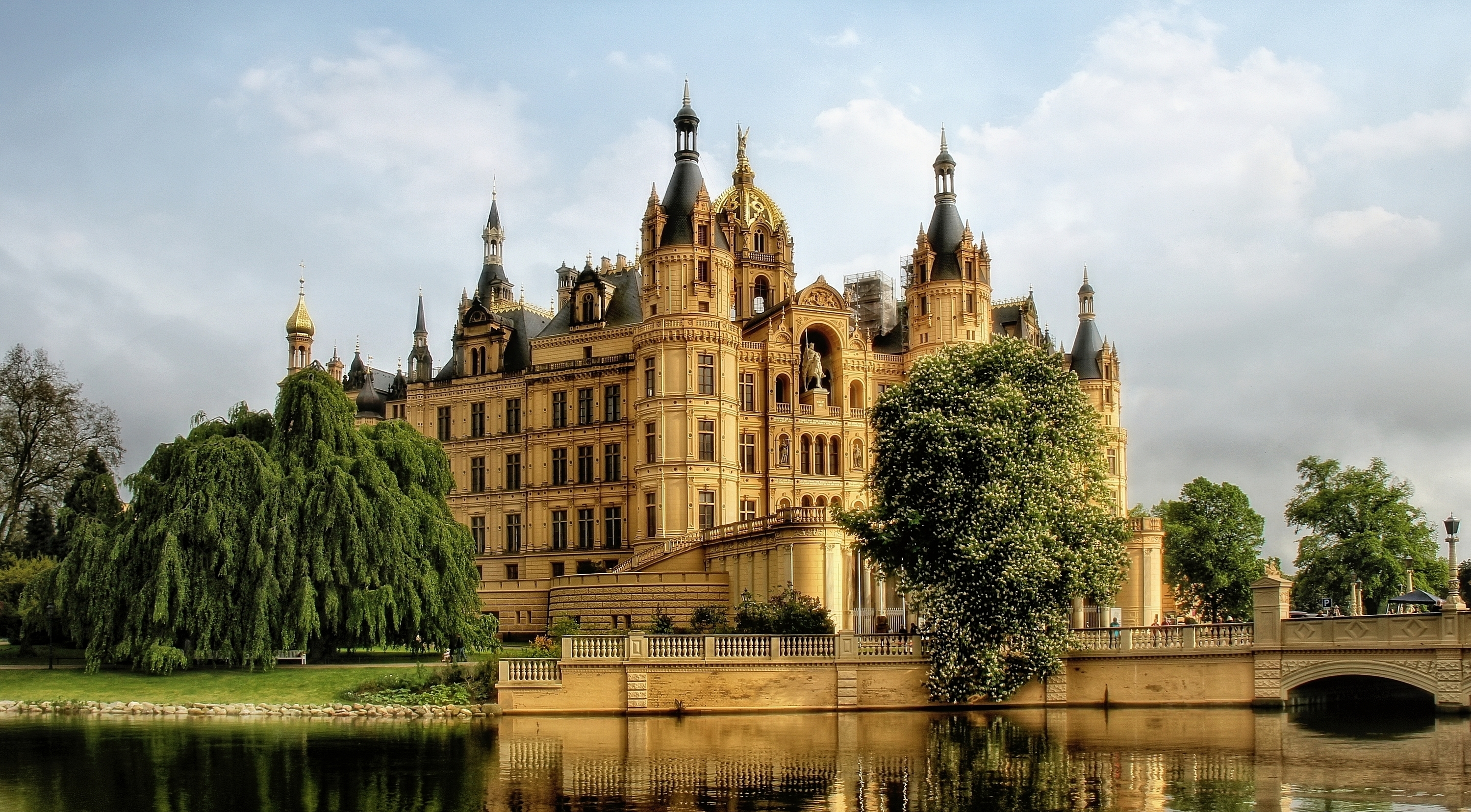 Architecture Building Germany Hdr Schwerin Palace Tree 3000x1656