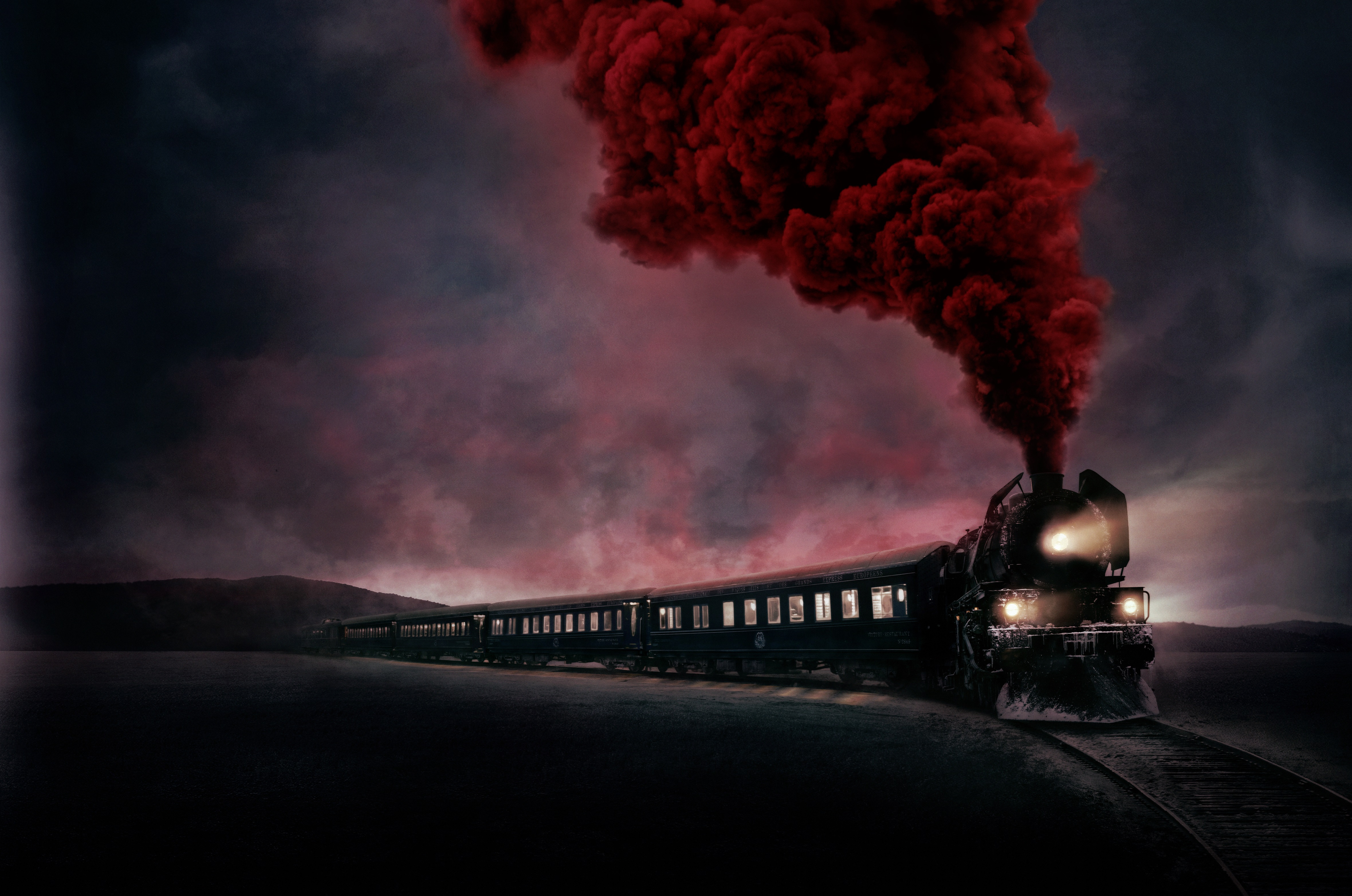 Smoke Train 4720x3128