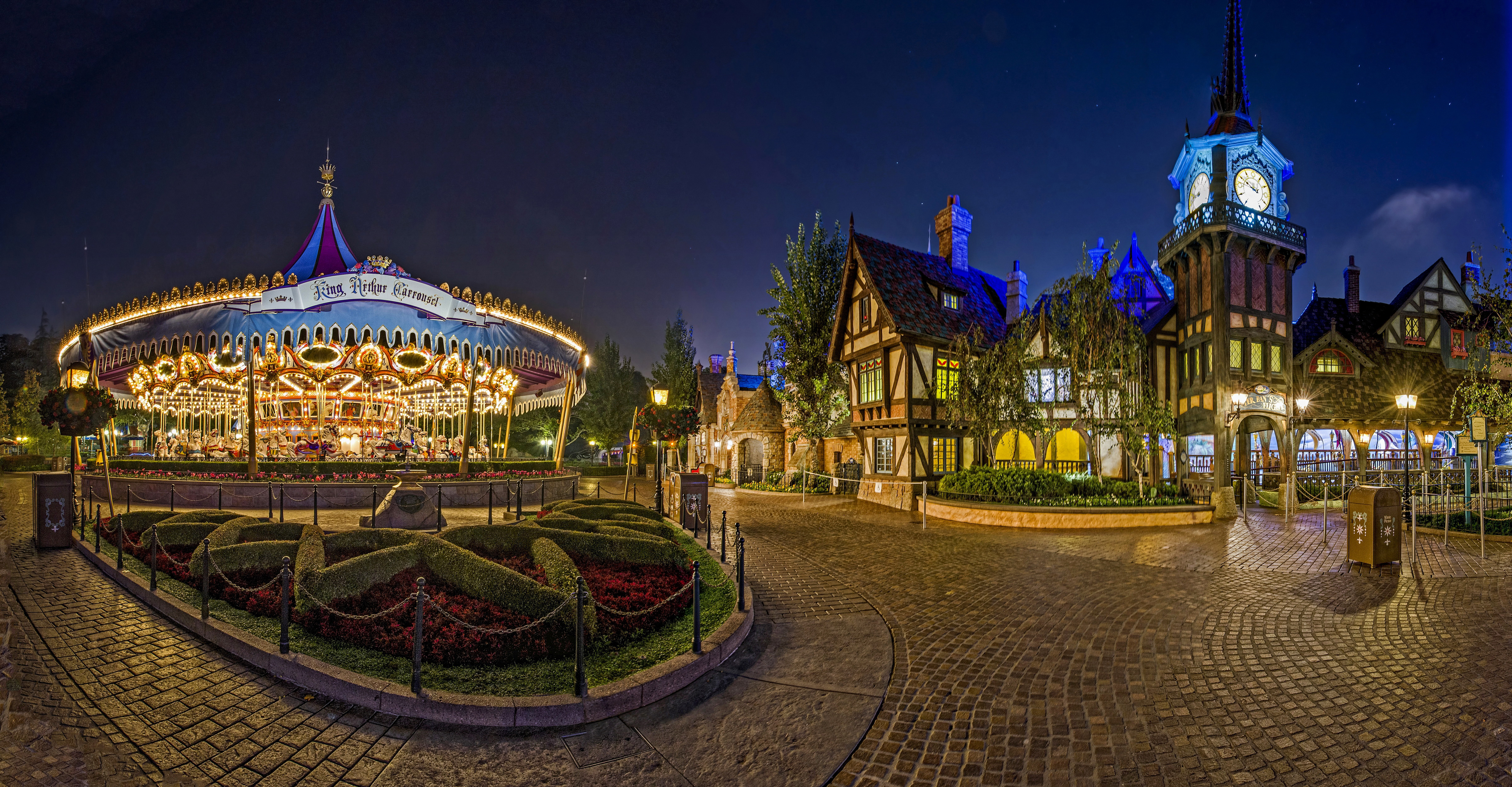 Disneyland Night Carrousel Building 4800x2500