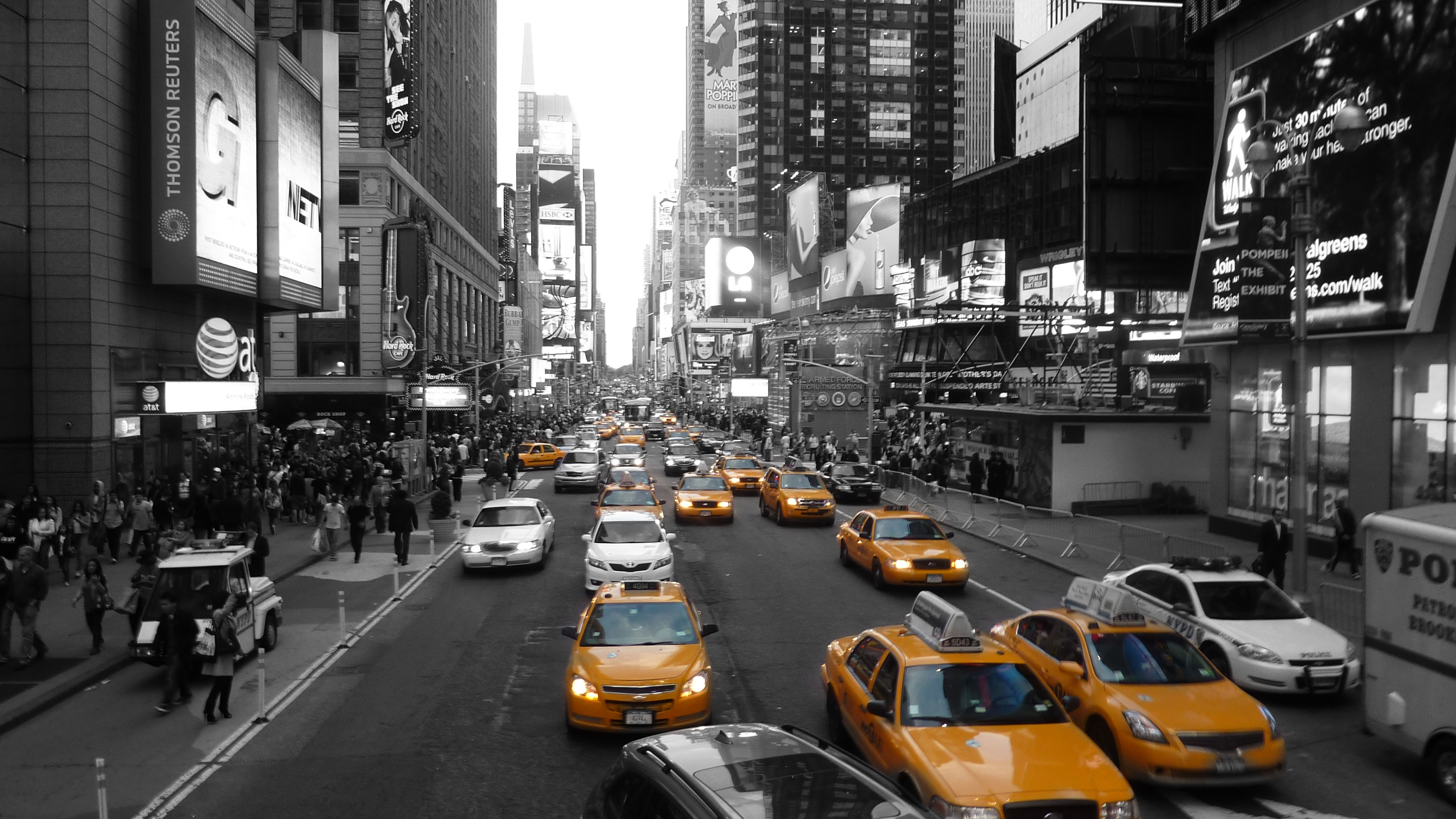 City New York Selective Color Traffic 3648x2052