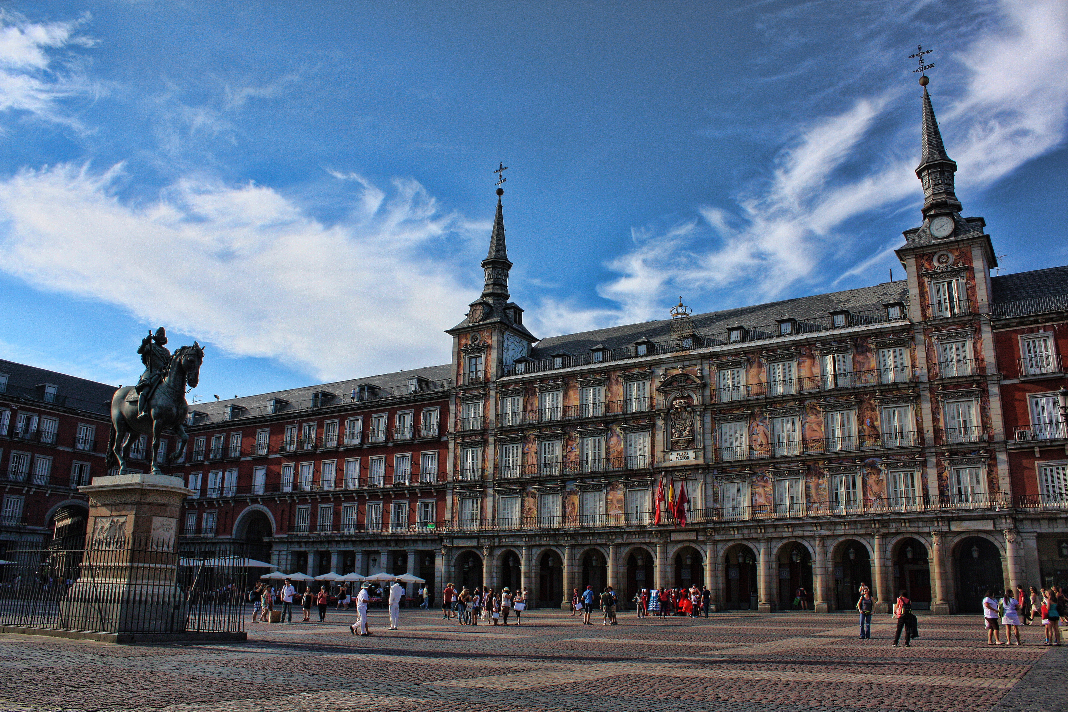Square Madrid Spain Building Statue 4272x2848