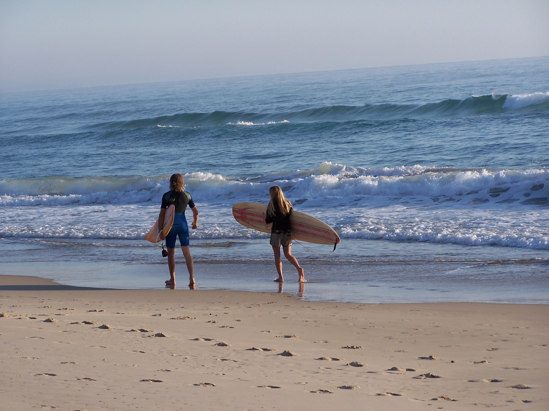 Sport Surfer Surfboard Ocean Wave Sand Beach People 1920x1440