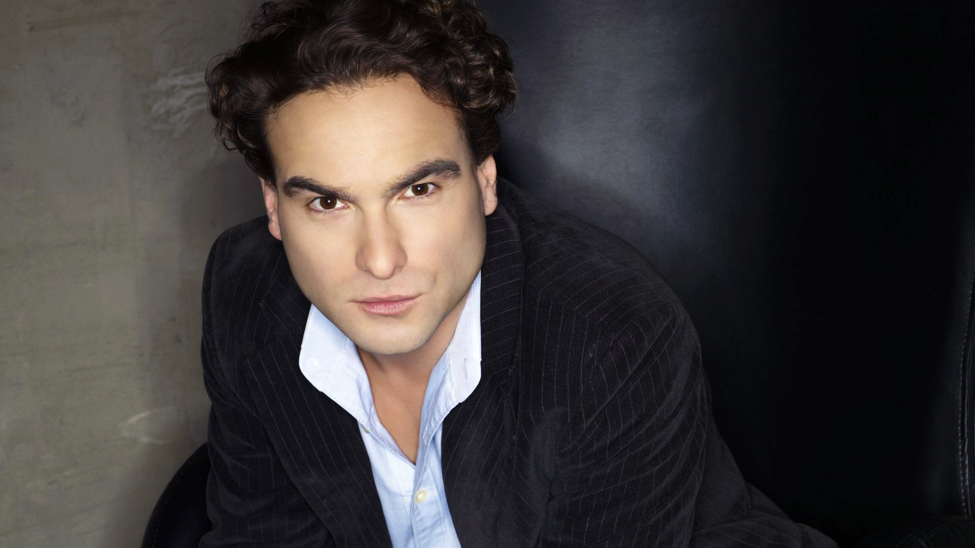 Actor American Face Johnny Galecki 1920x1080