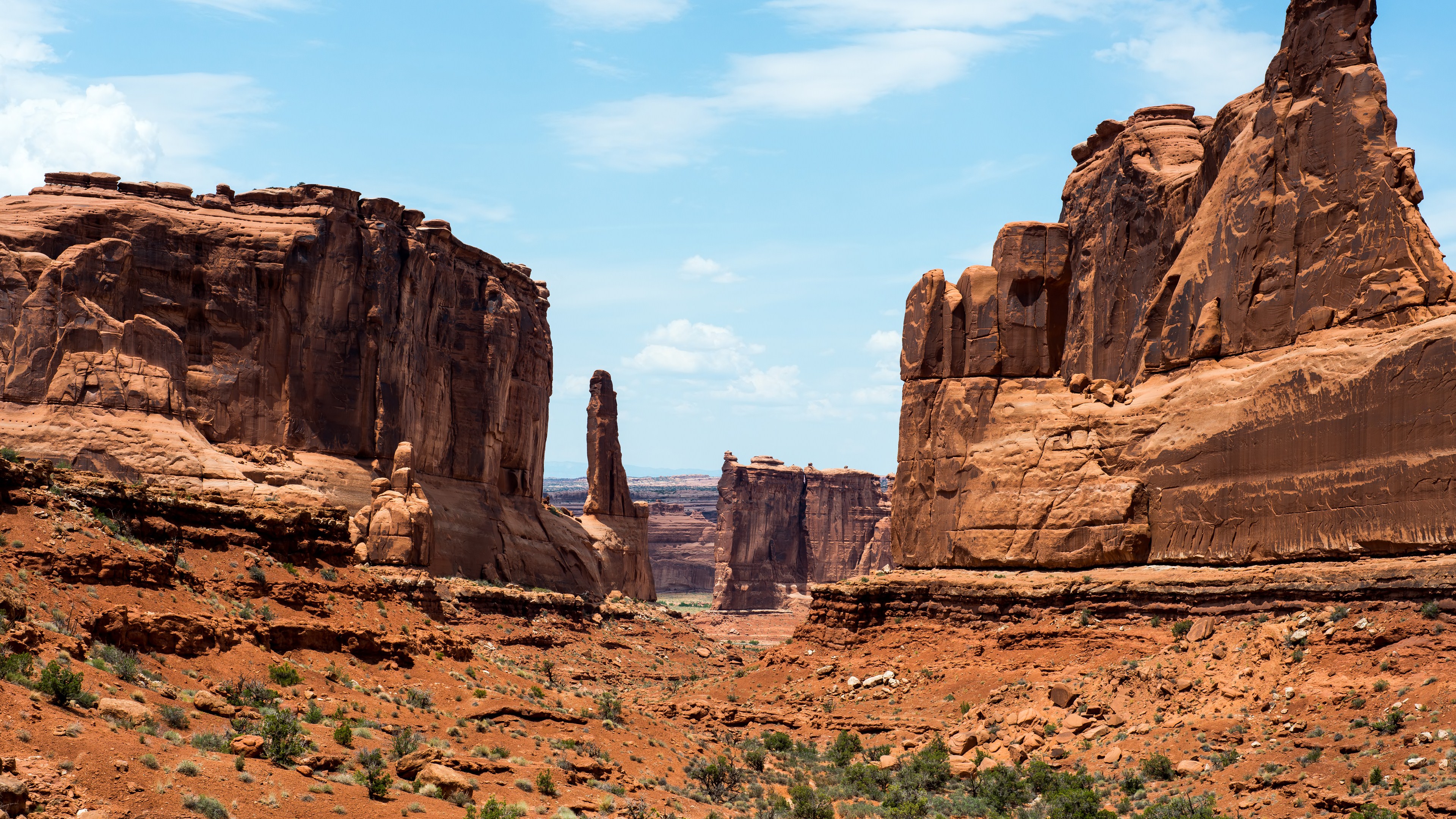 Earth Arches National Park 3840x2160