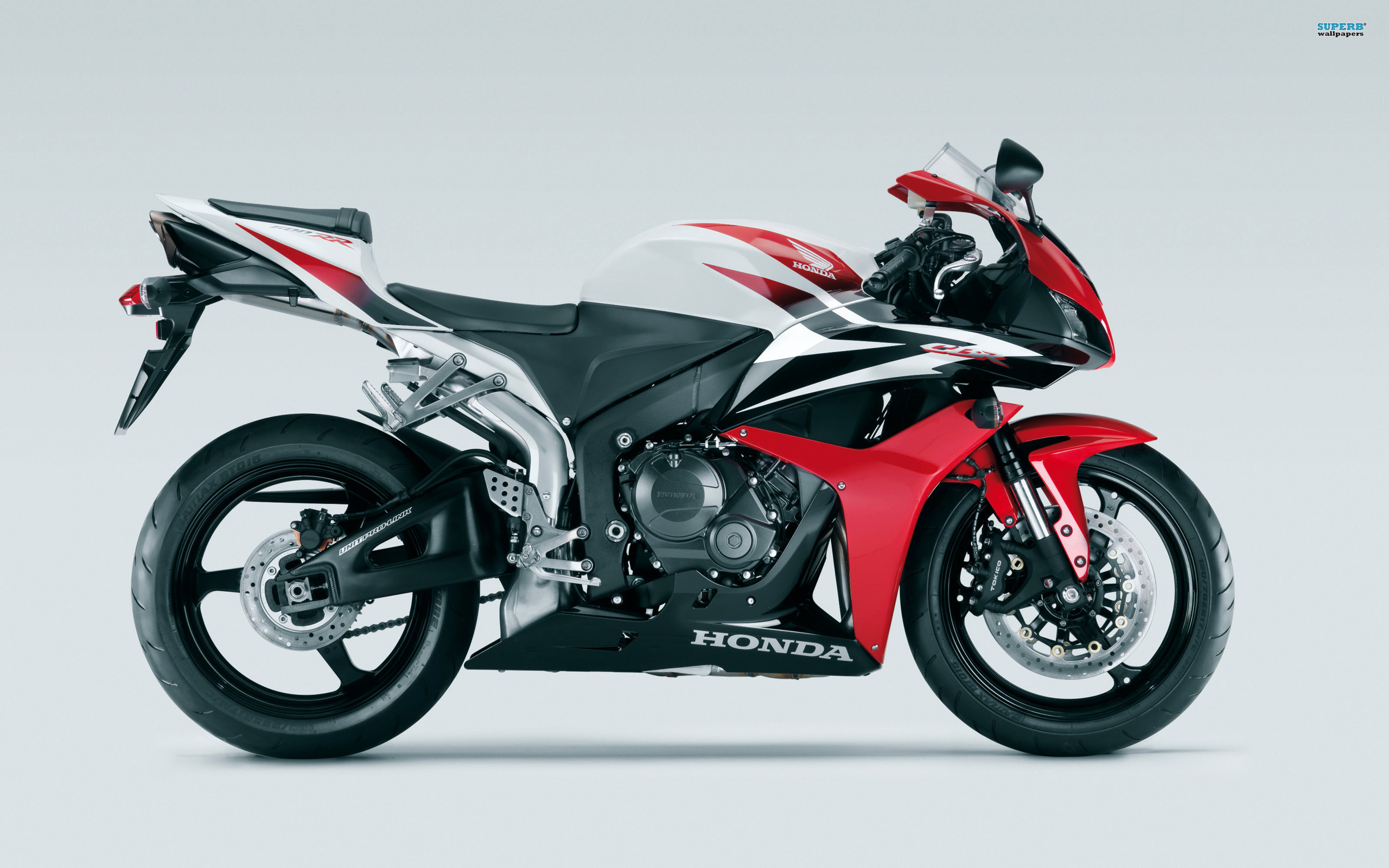 Honda Cbr600rr Motorcycle 2560x1600