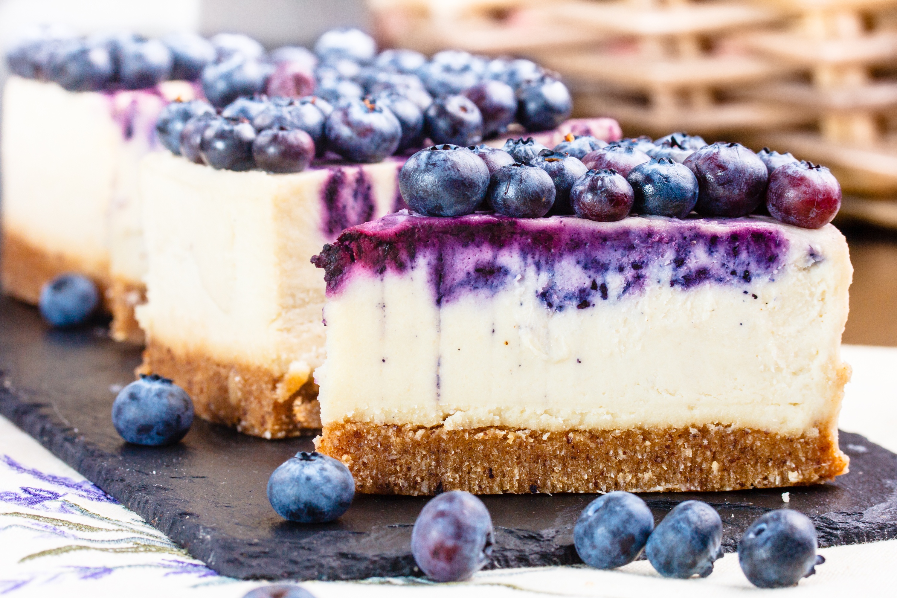 Blueberry Cake Cheesecake Dessert Pastry 3000x2000