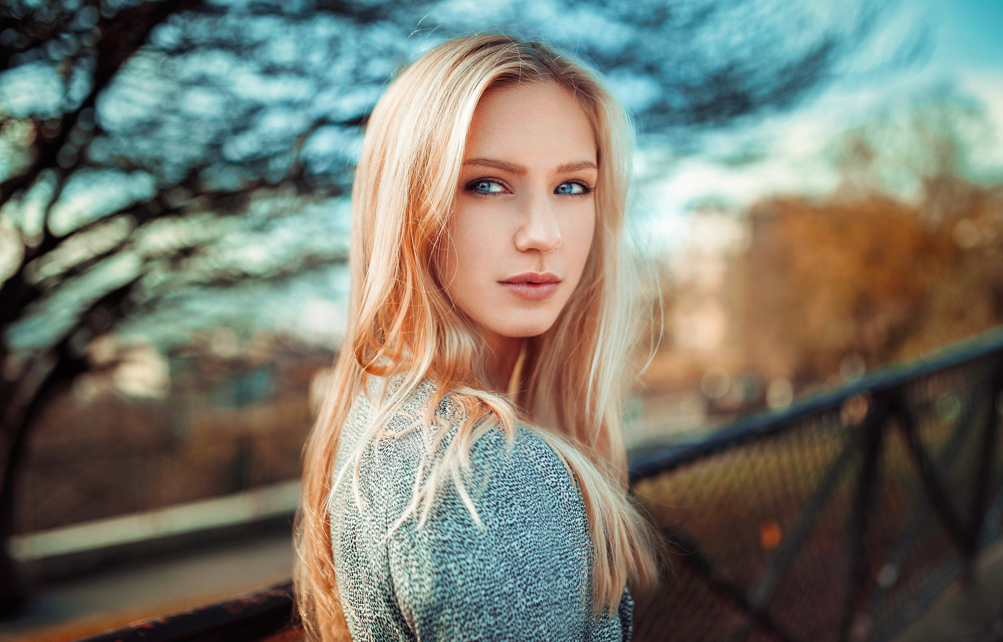 Blonde Blue Eyes Bokeh Eva Mikulski Girl Model Woman 2048x1311