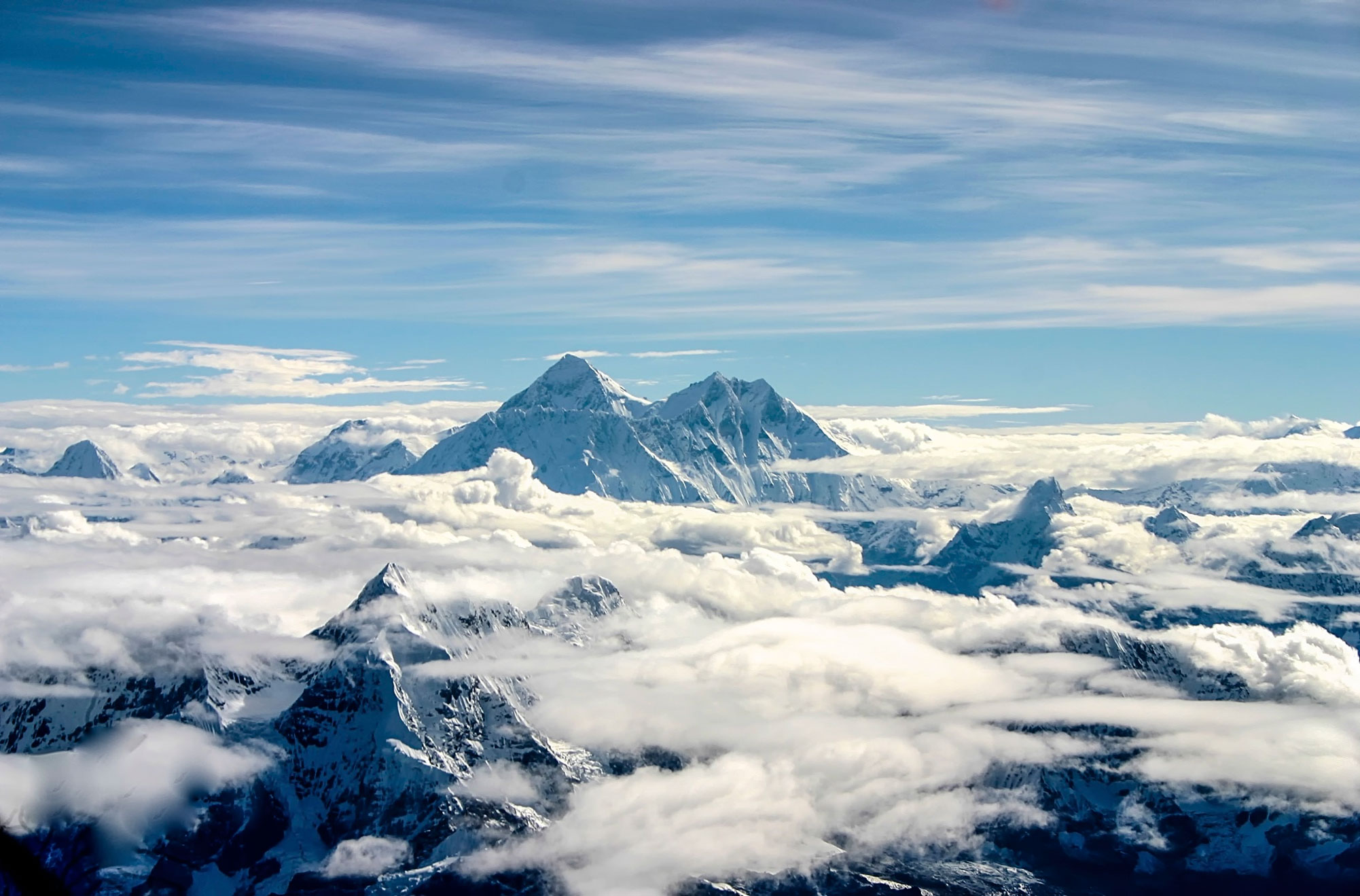 Earth Mount Everest 2002x1319