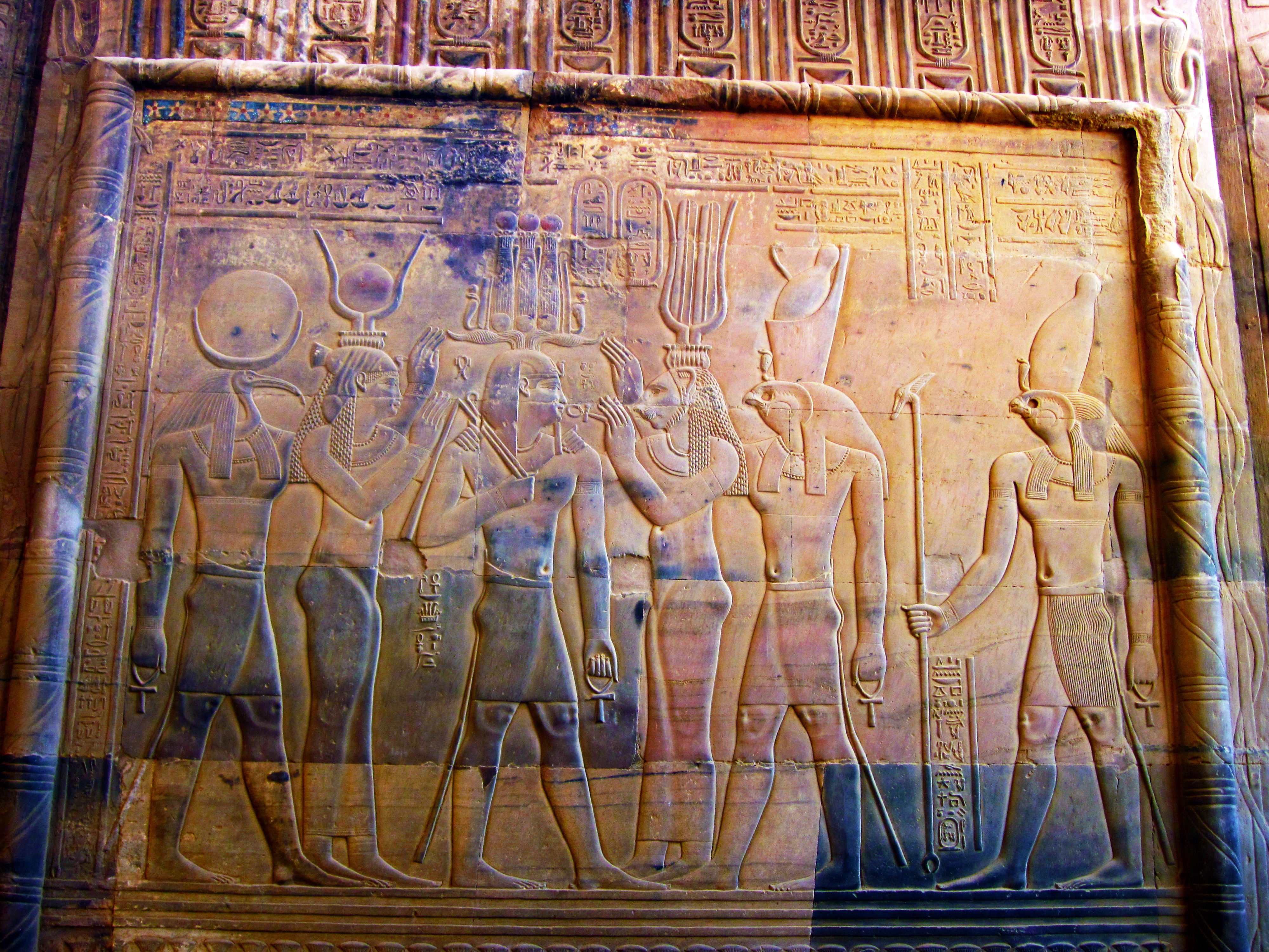 Artistic Hieroglyphs 4000x3000