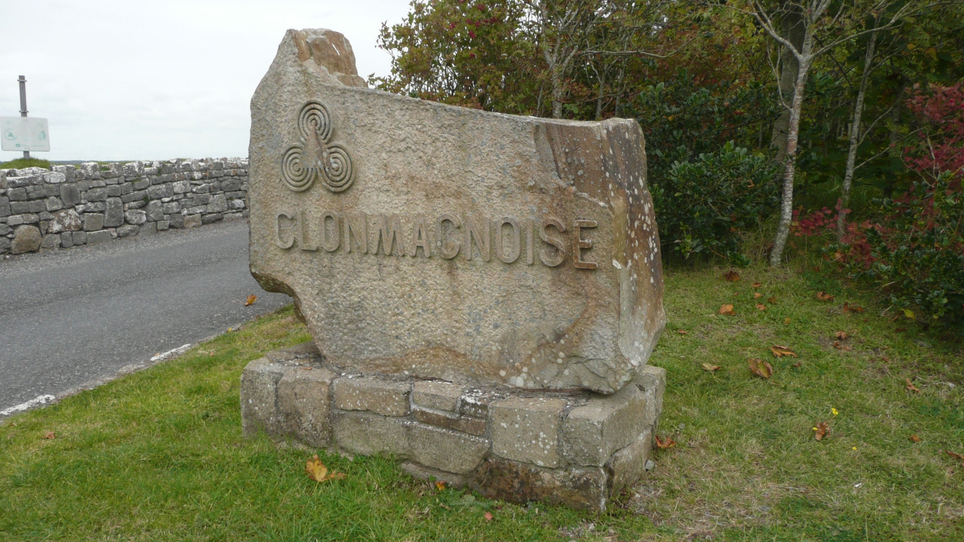 Clonmacnoise Ireland 1920x1080