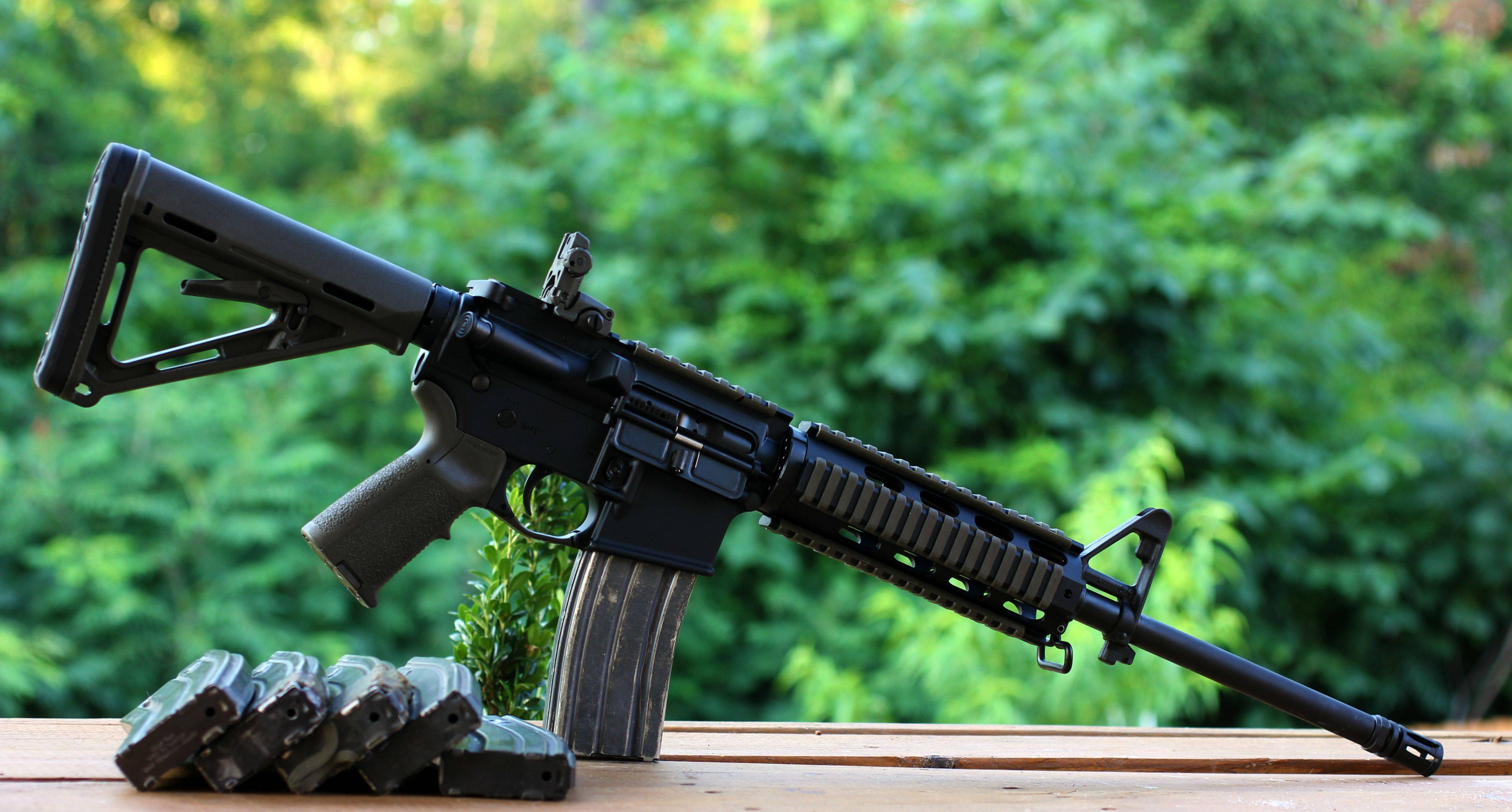 Weapons Colt AR 15 3888x2088