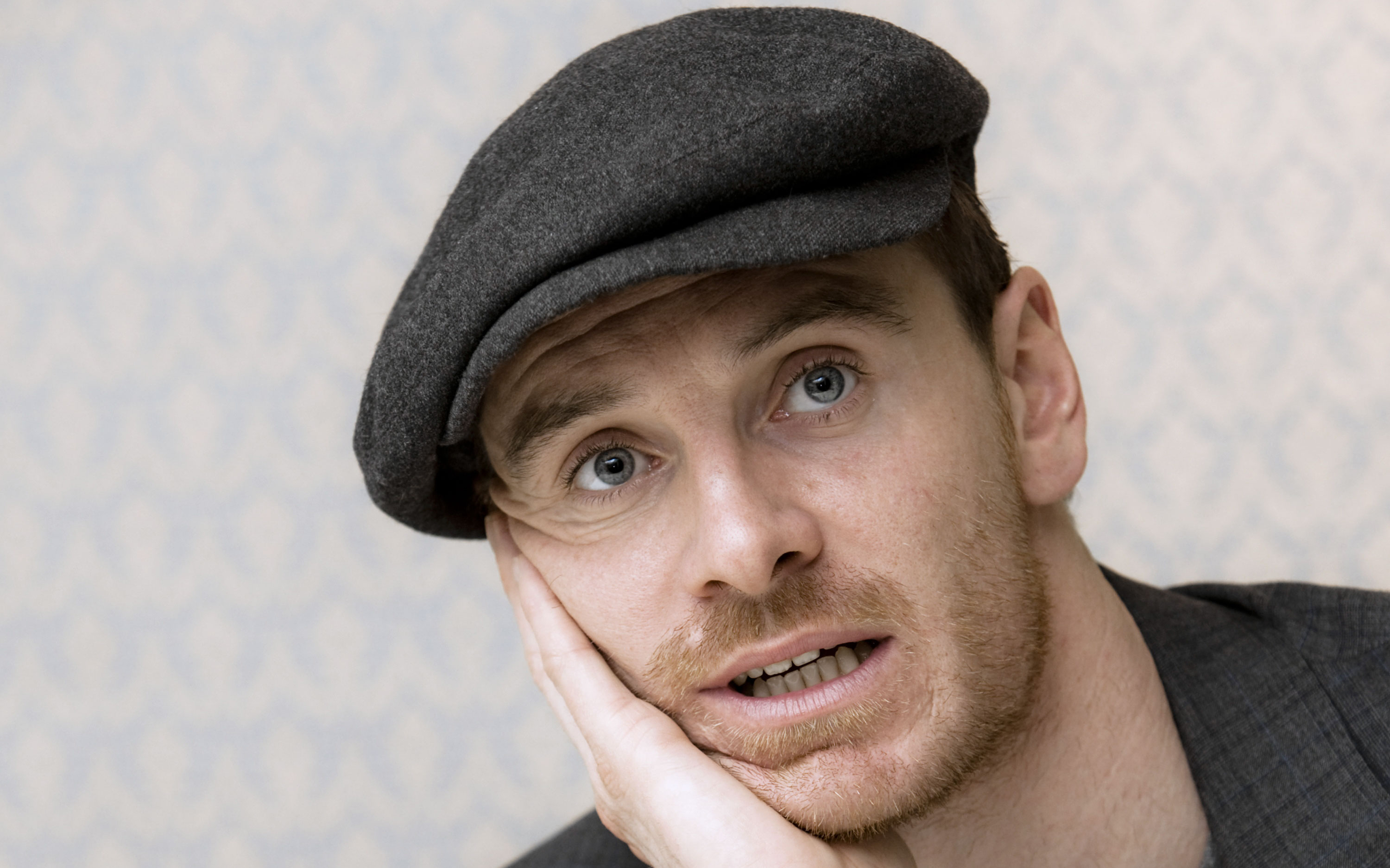 Actor Irish Michael Fassbender 2880x1800