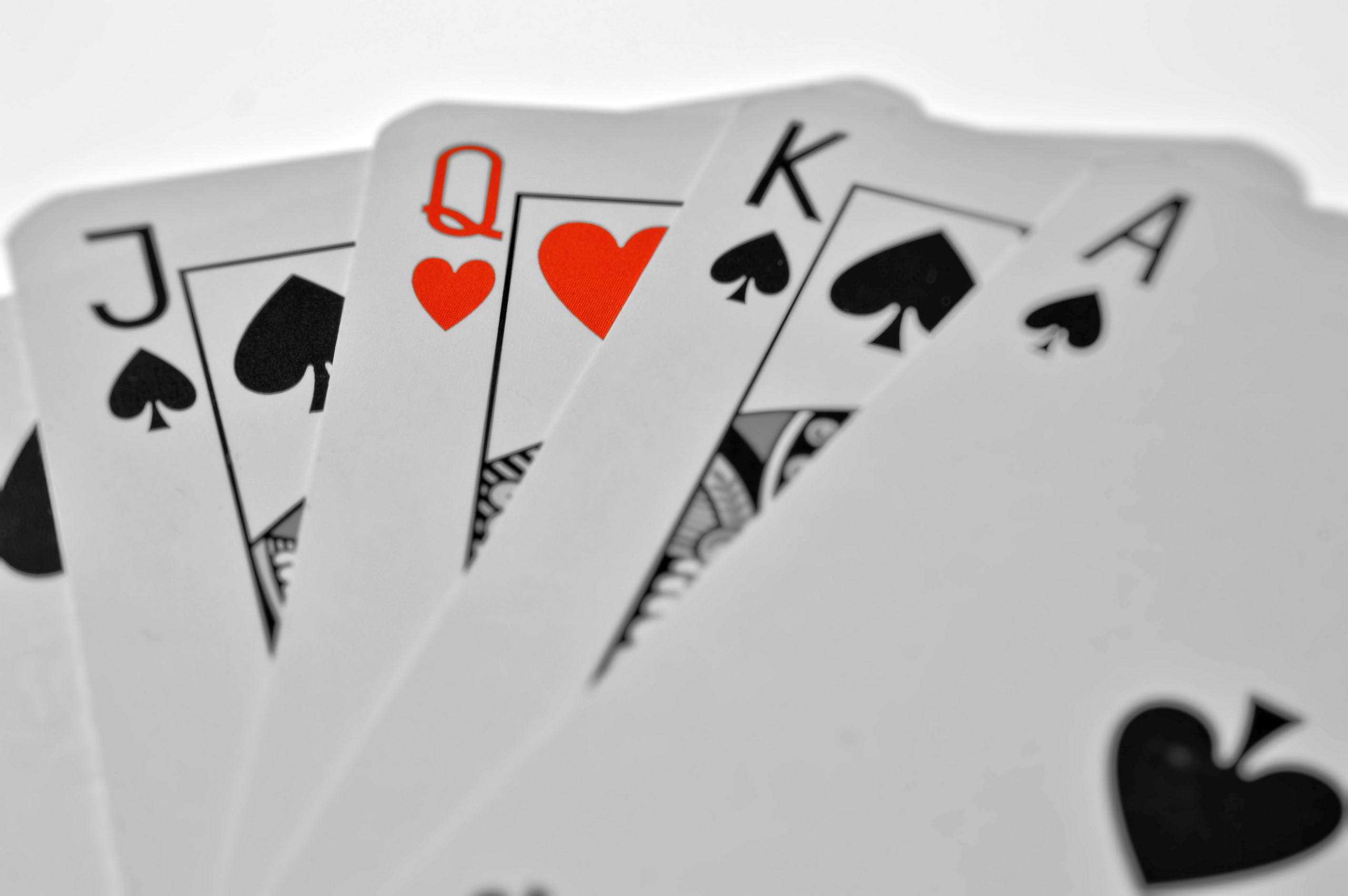 Card Close Up Poker 2560x1702
