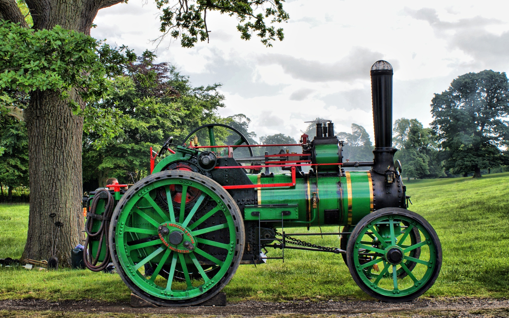 Steam Tractor 1680x1050