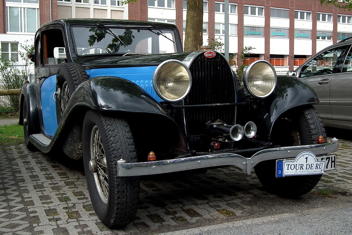 Vehicles Bugatti 1348x900