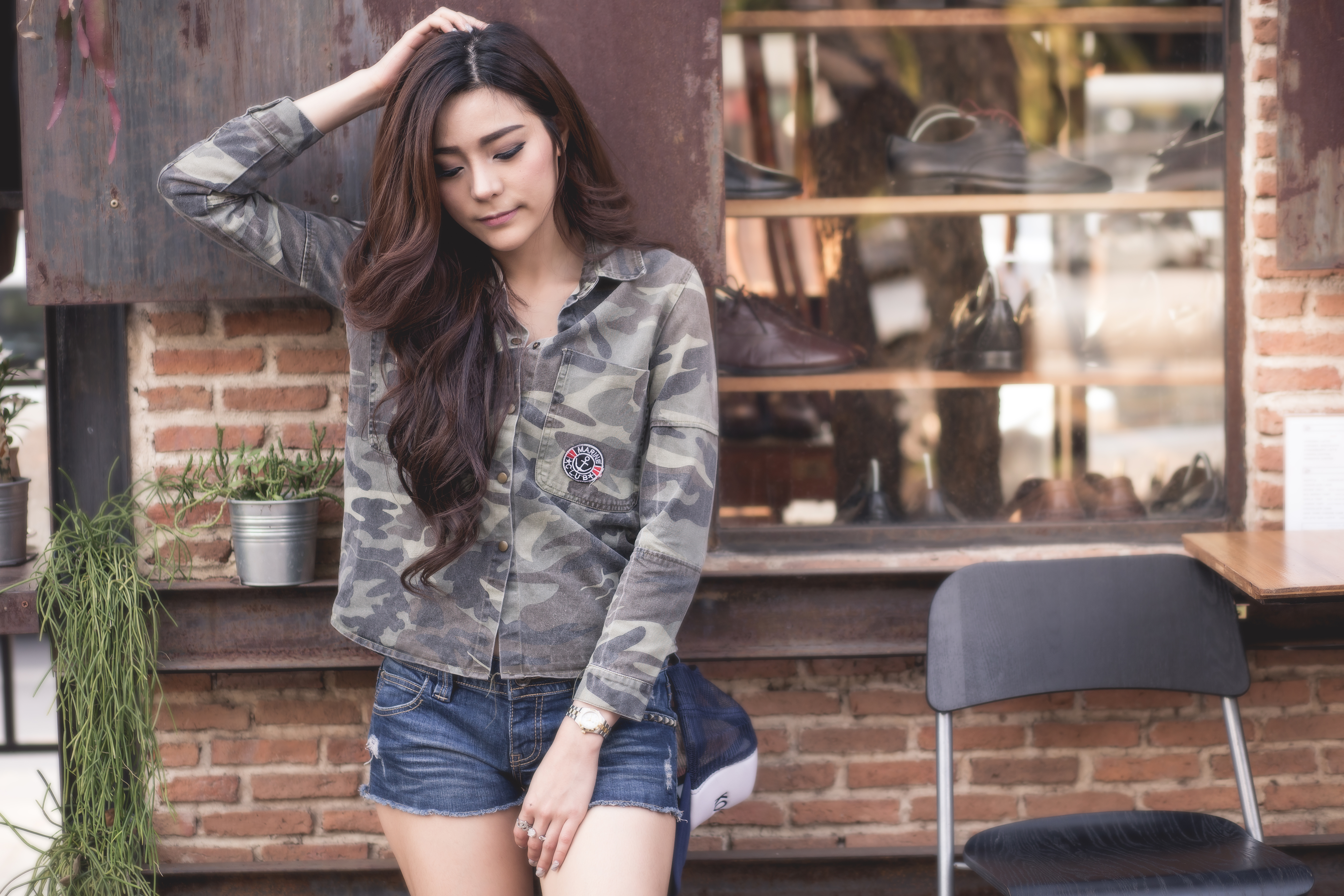 Asian Girl Hair Khaki Model 5472x3648