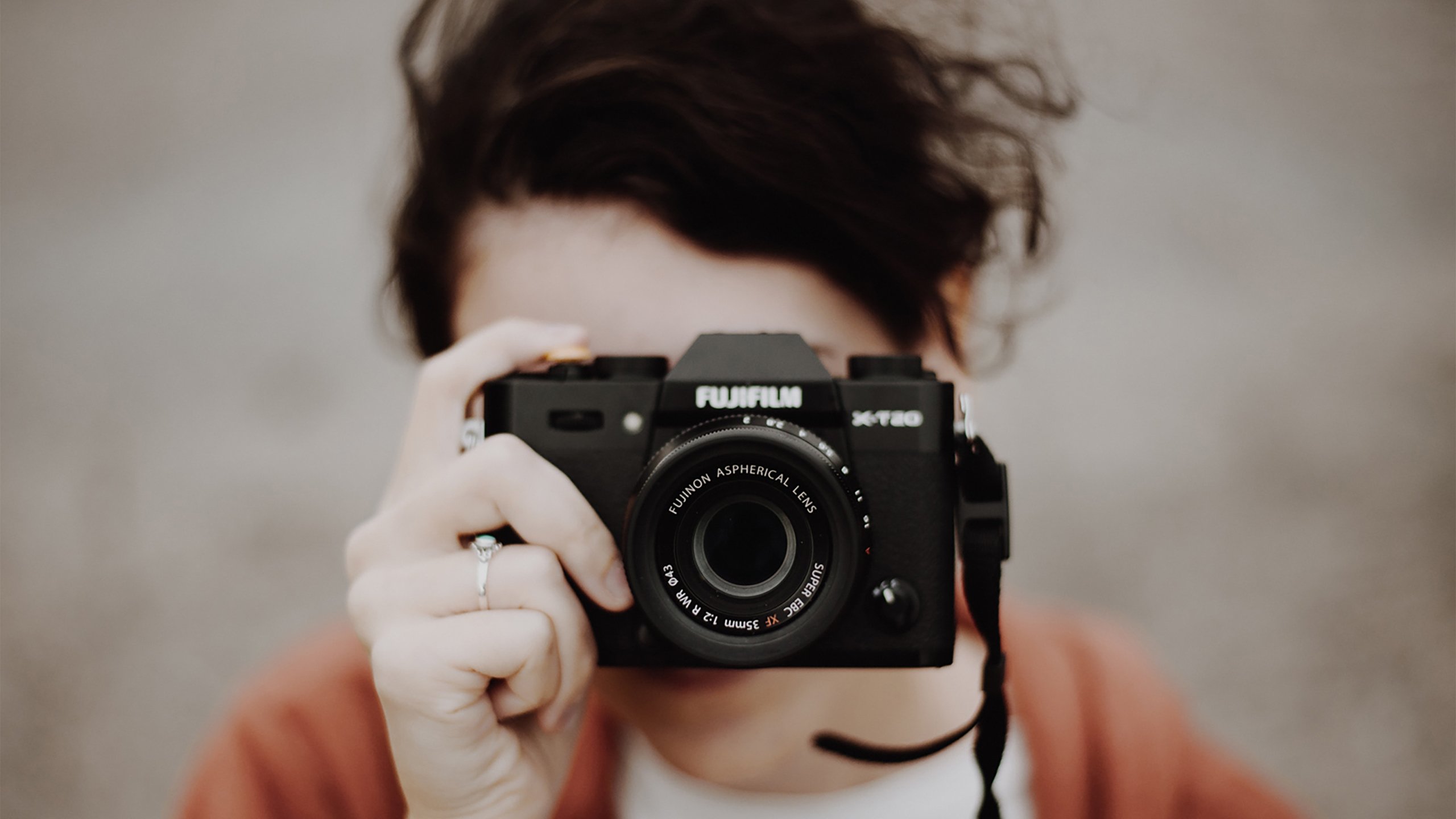 Fujifilm Camera 2560x1440