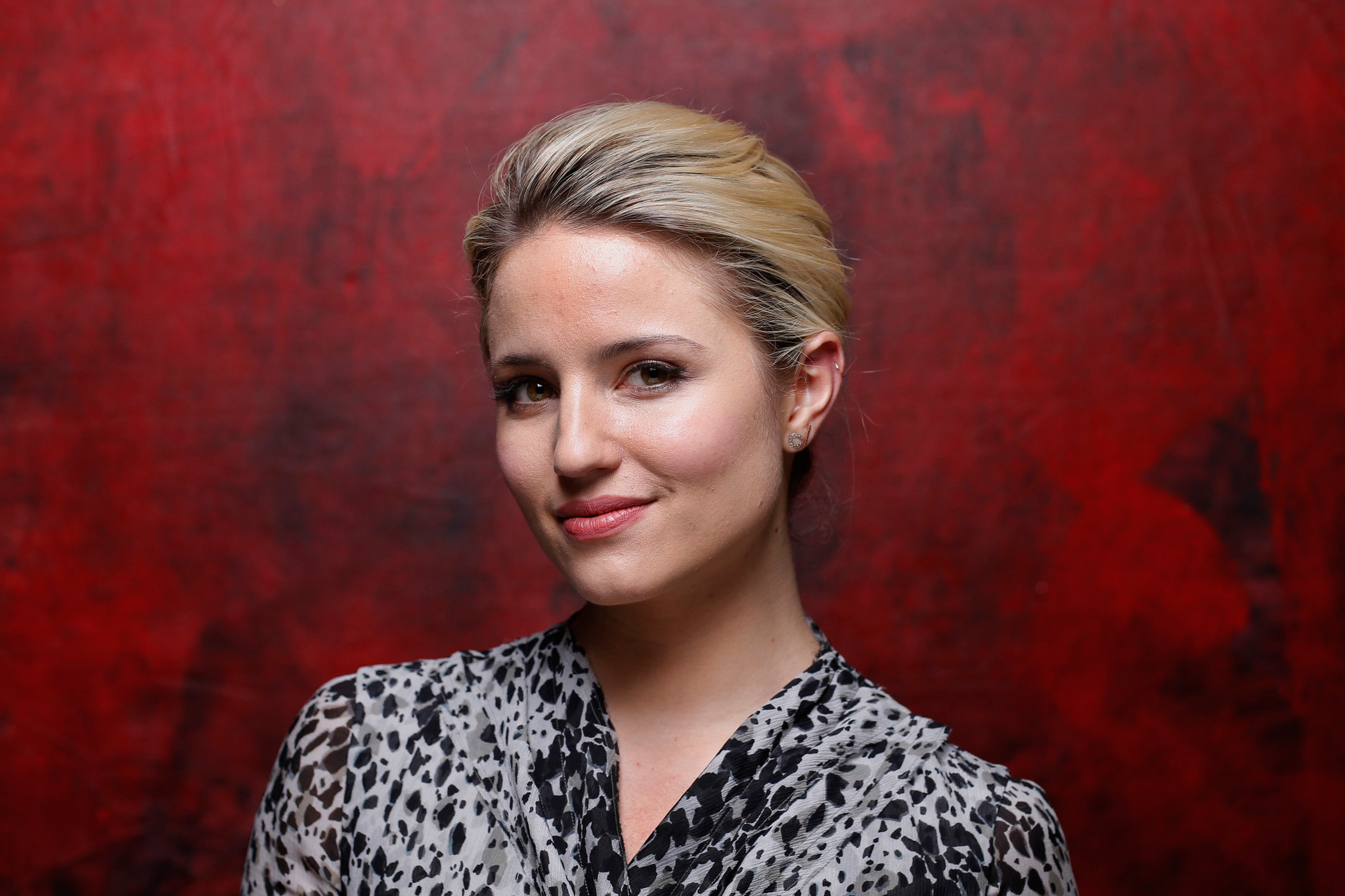 Actress Blonde Dianna Agron 2048x1365