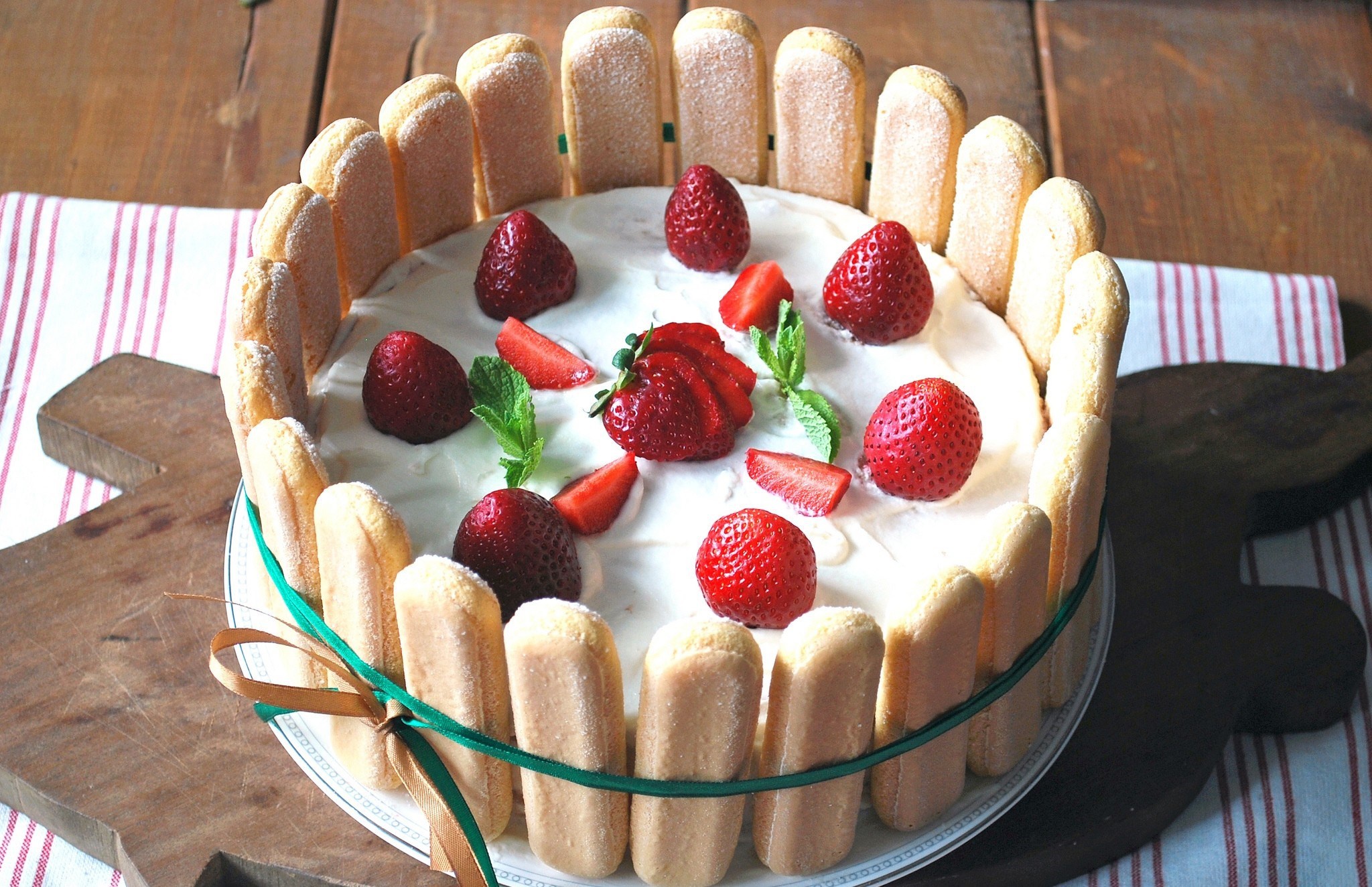 Biscuit Cake Cream Pastry Strawberry 2048x1324