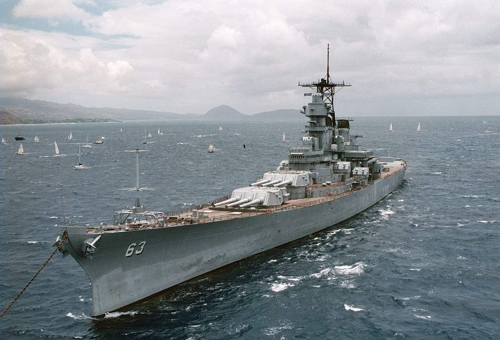 Battleship Uss Missouri Bb 63 Warship 1600x1088