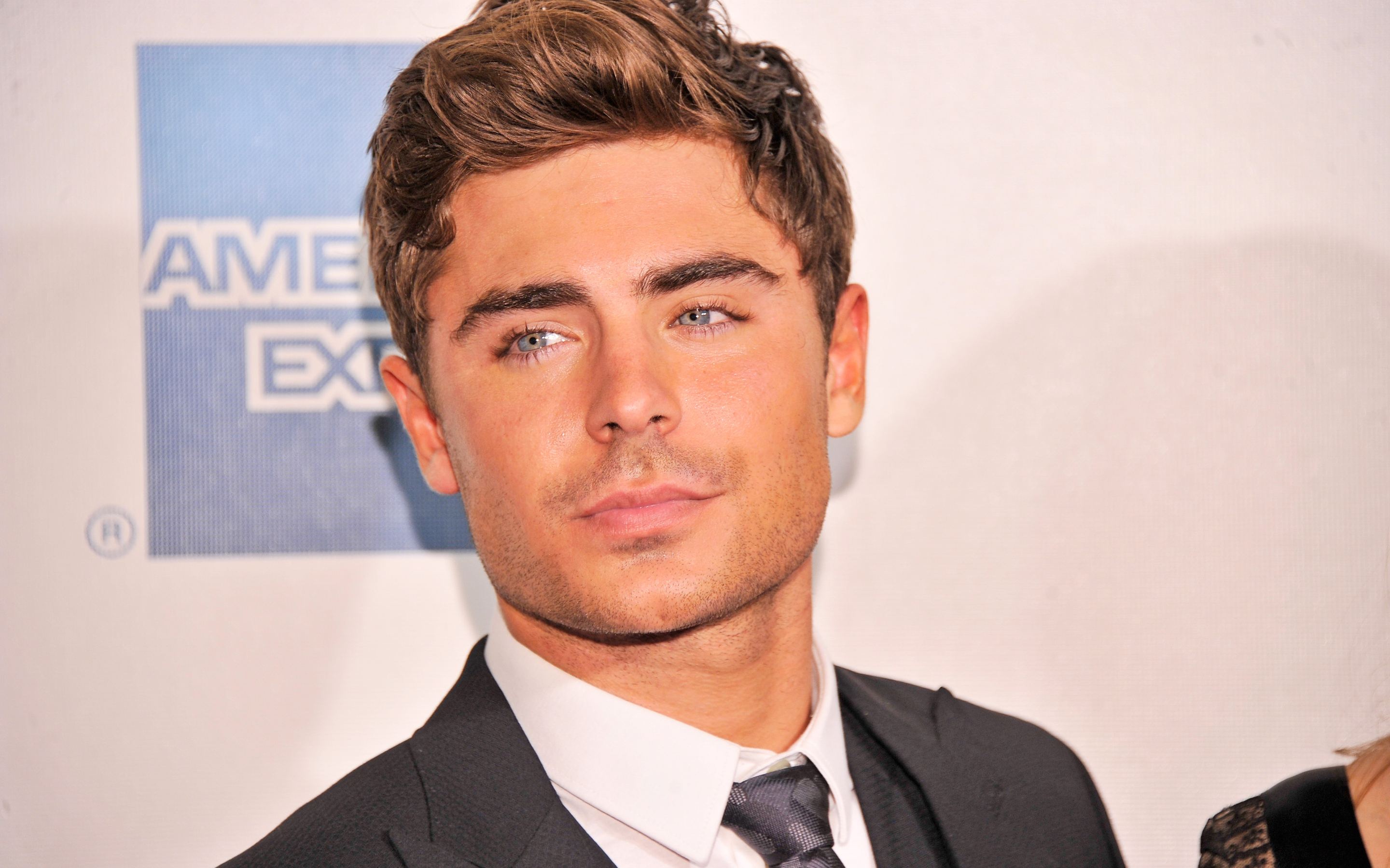 Actor American Zac Efron 2880x1800