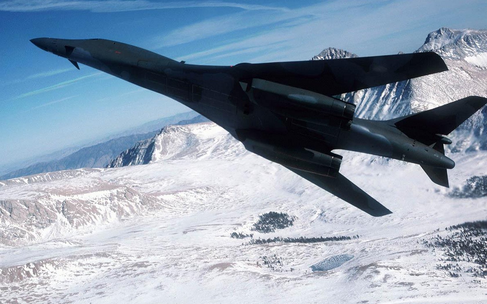 Military Rockwell B 1 Lancer 1680x1050