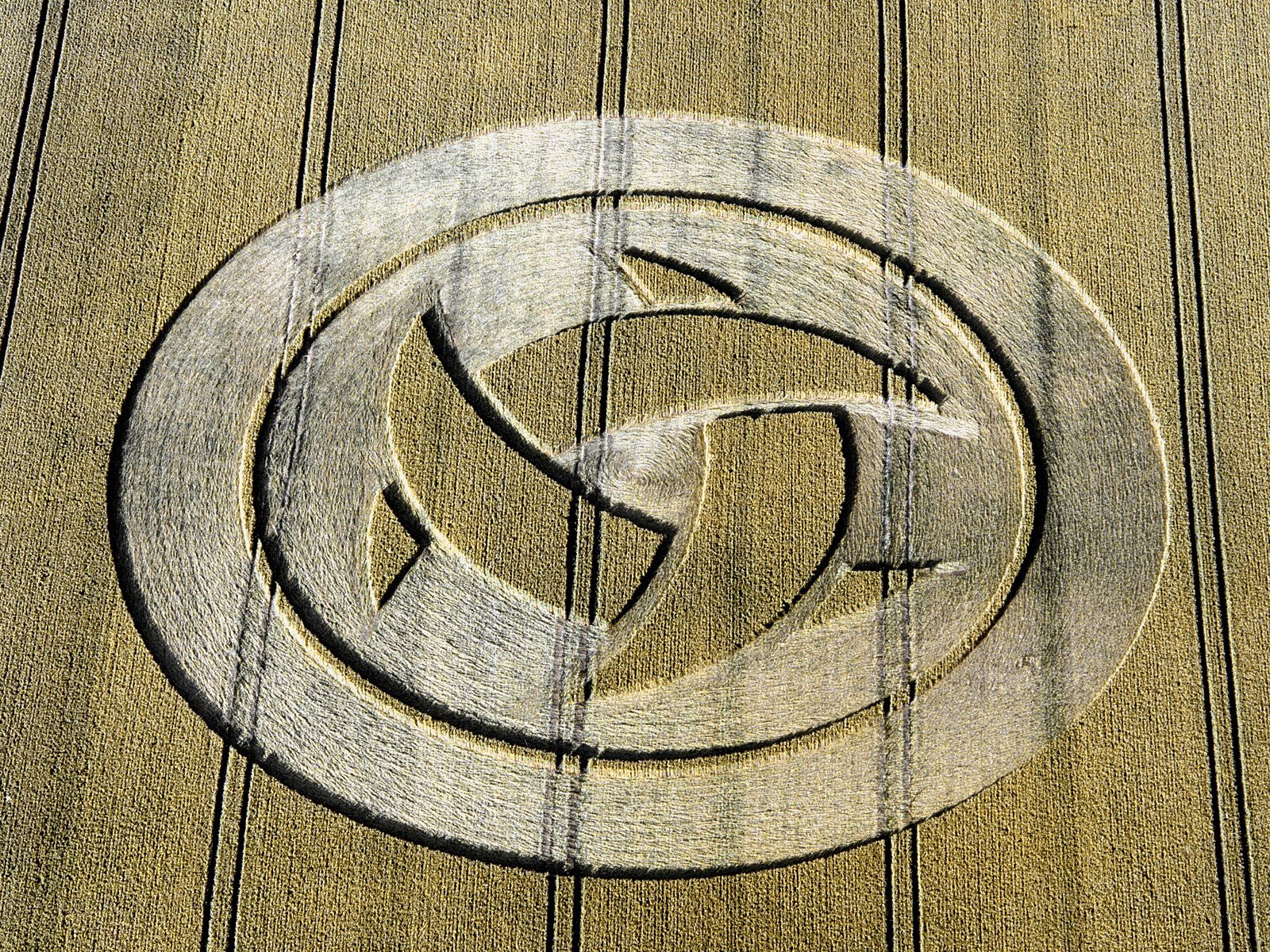 Man Made Crop Circles 1600x1200