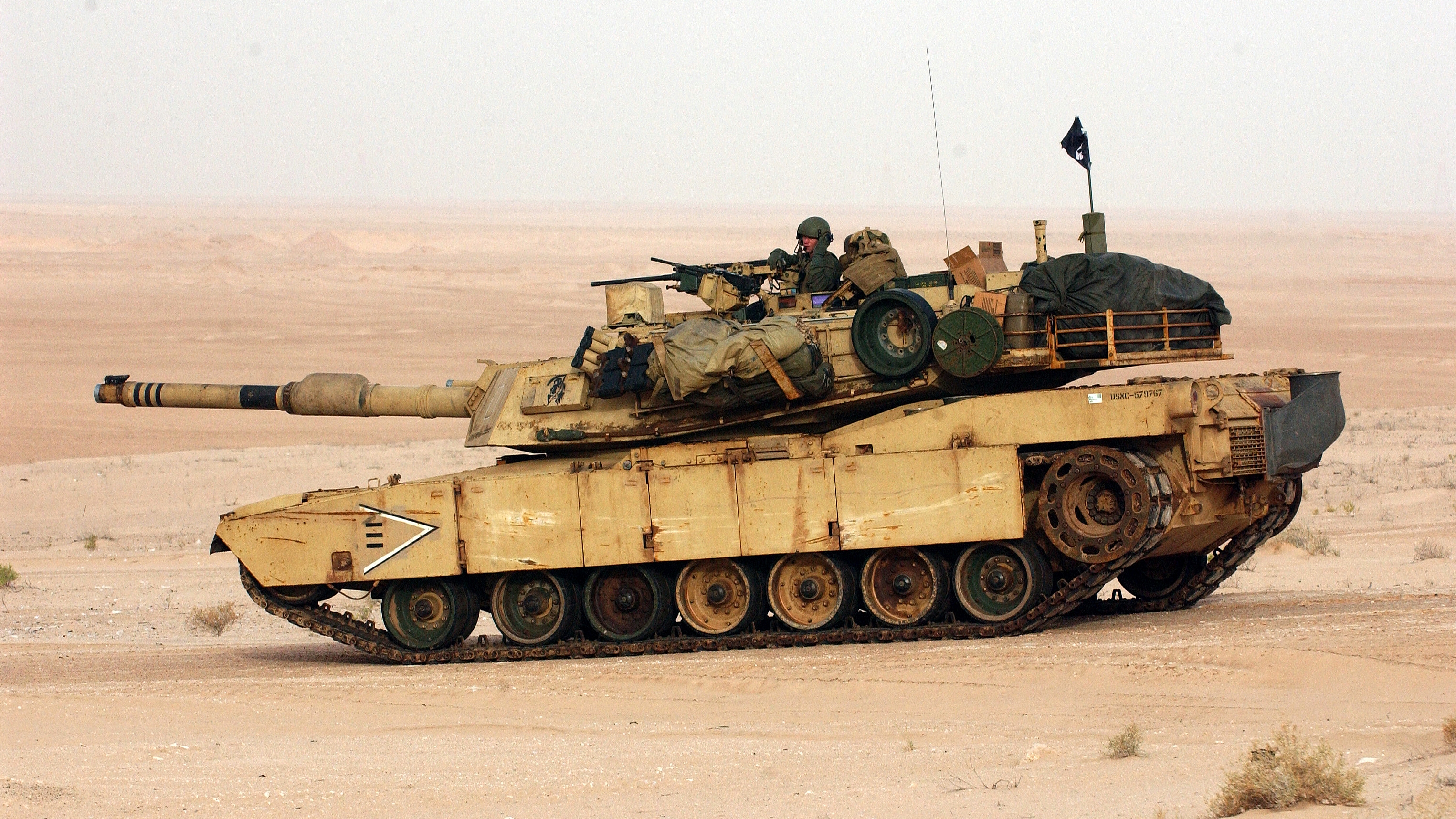 Military M1 Abrams 3050x1716