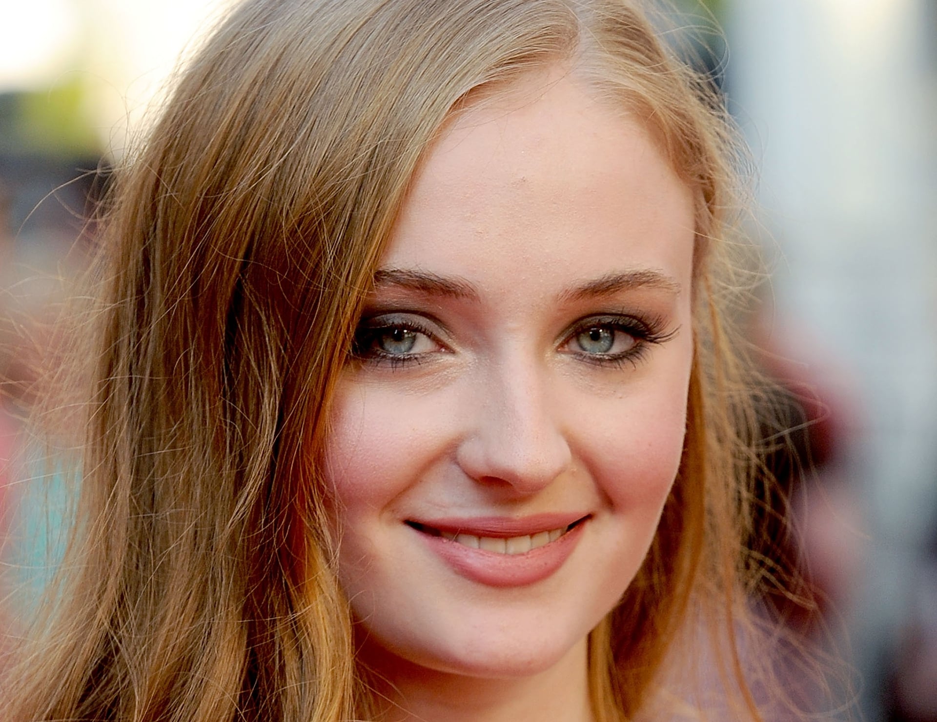 Actress Blue Eyes Face Redhead Smile Sophie Turner 1920x1480