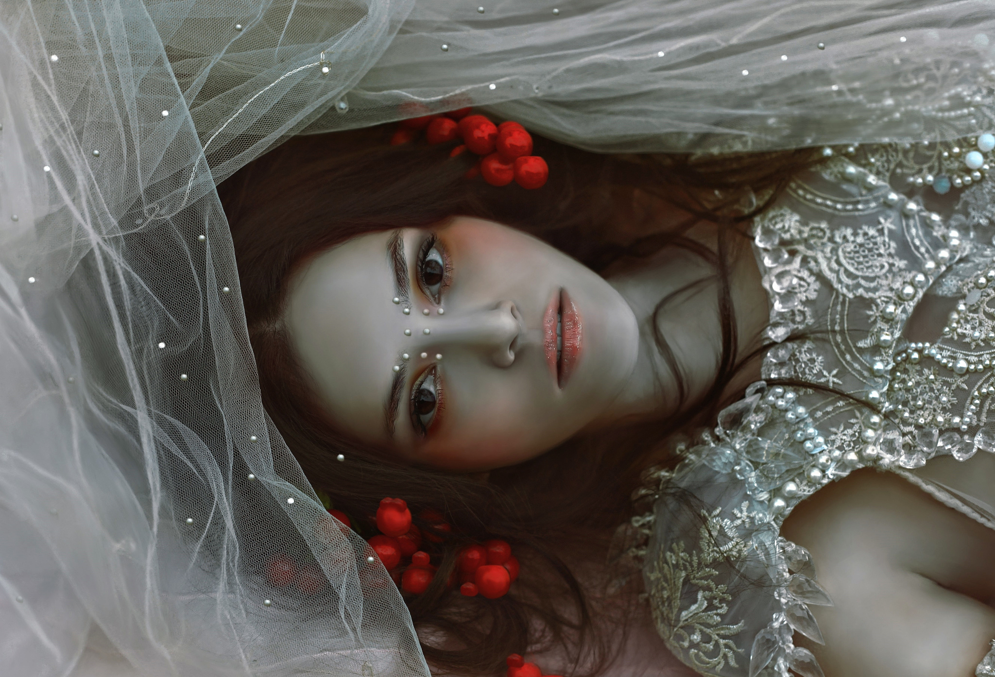 Brown Eyes Brunette Lying Down Model Veil Woman 2048x1394