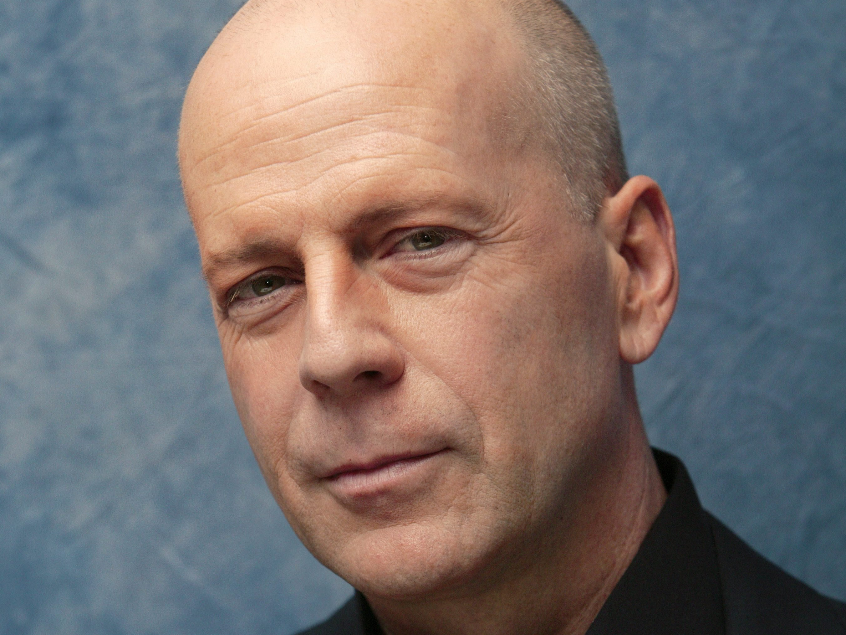 Bruce Willis 2704x2028