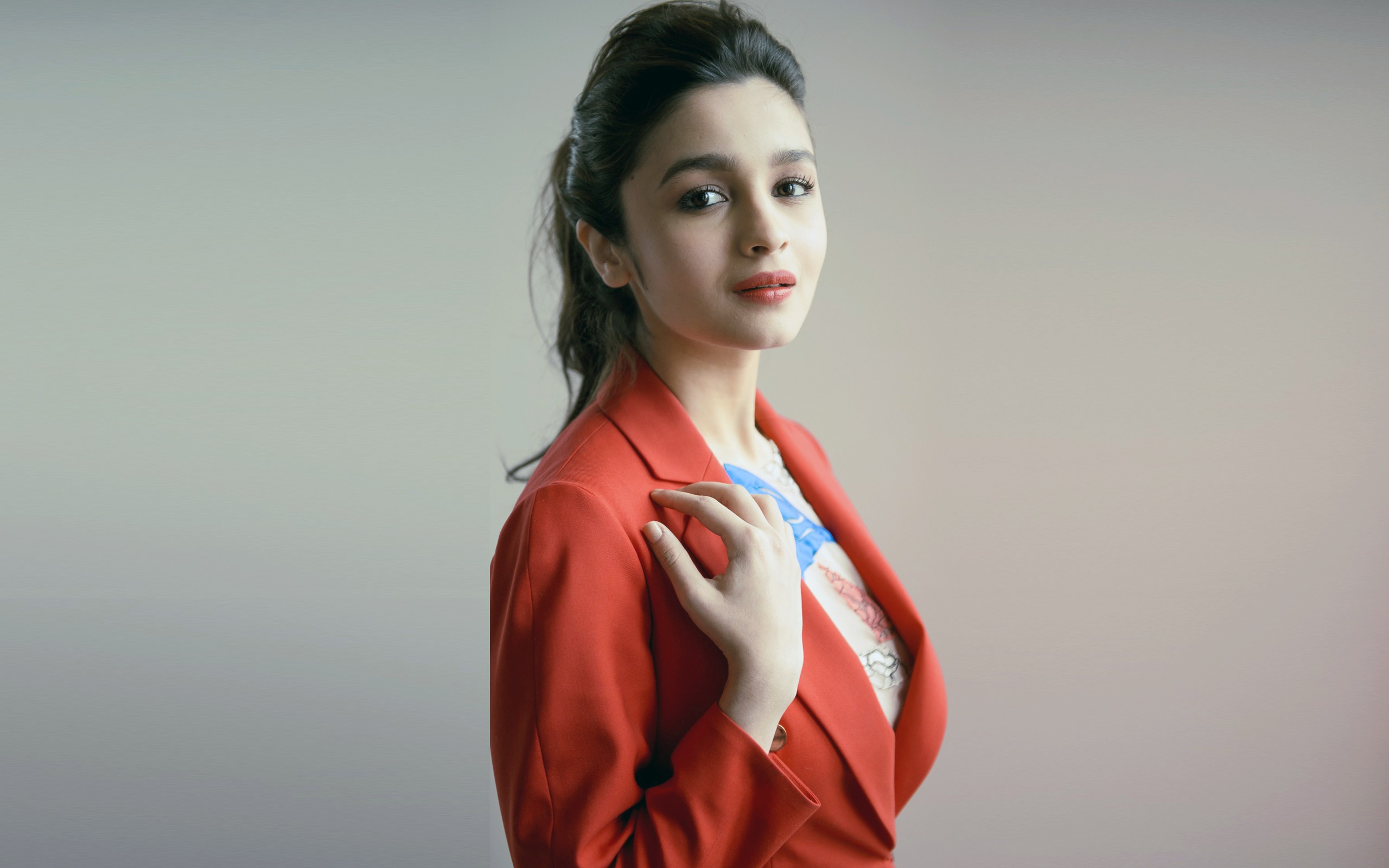 Actress Alia Bhatt Bollywood Brunette Indian Woman 2560x1600