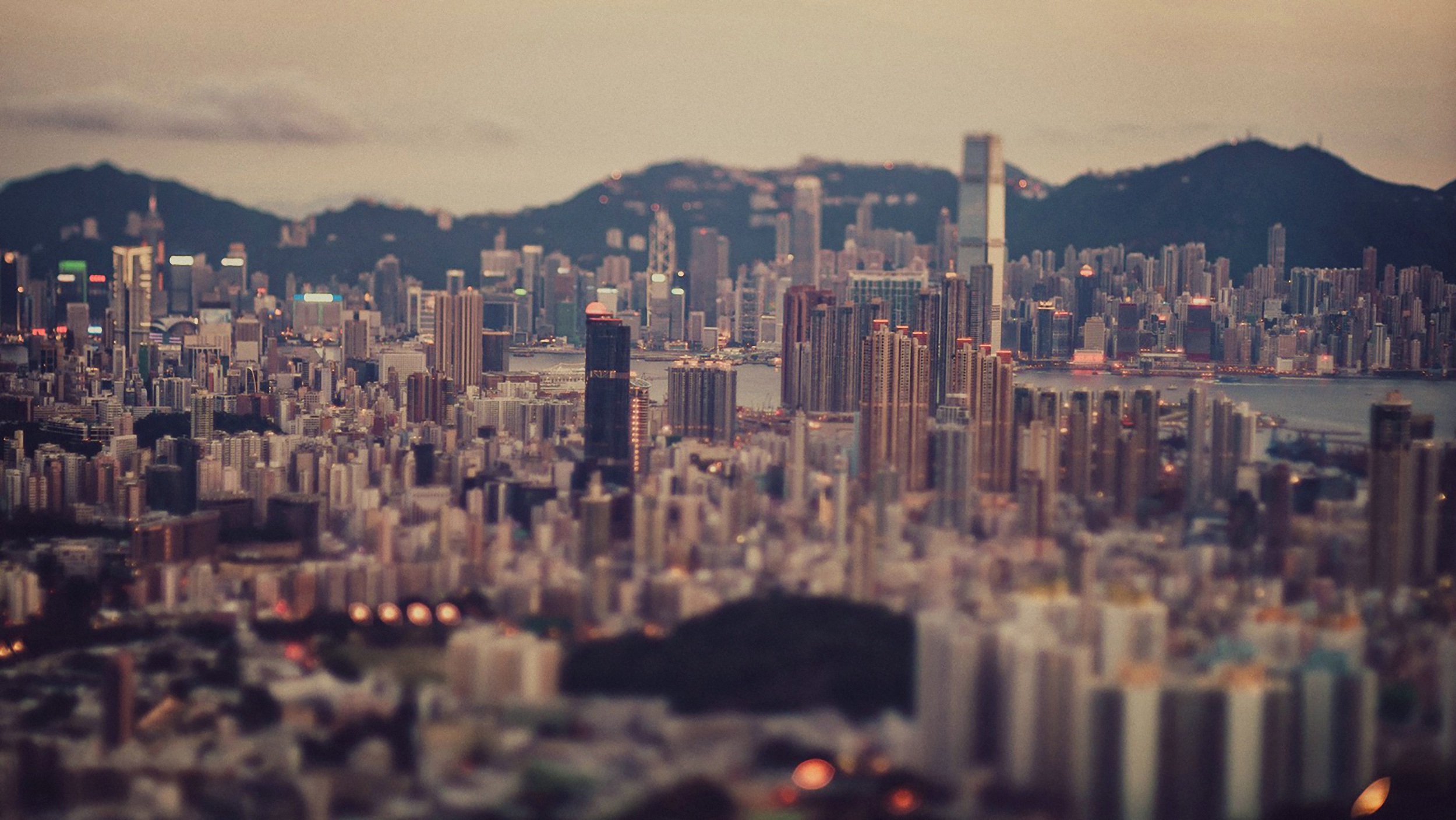 City Hong Kong Place 2500x1407