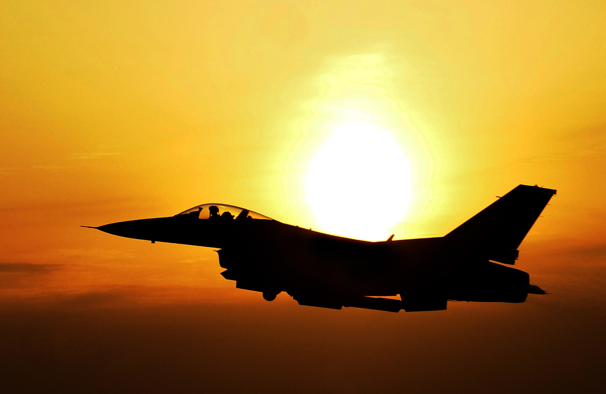 Aircraft Jet Fighter Silhouette Sun Sunset Warplane 2100x1365