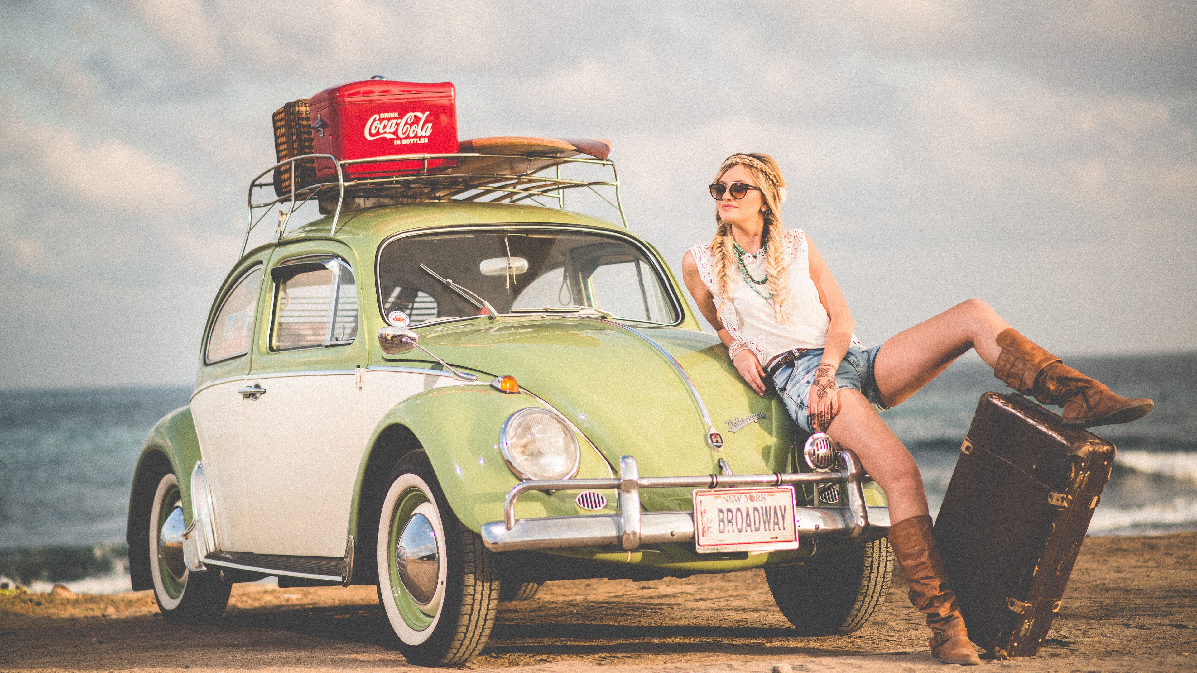 Beach Blonde Braid Coca Cola Model Volkswagen Beetle 3840x2160